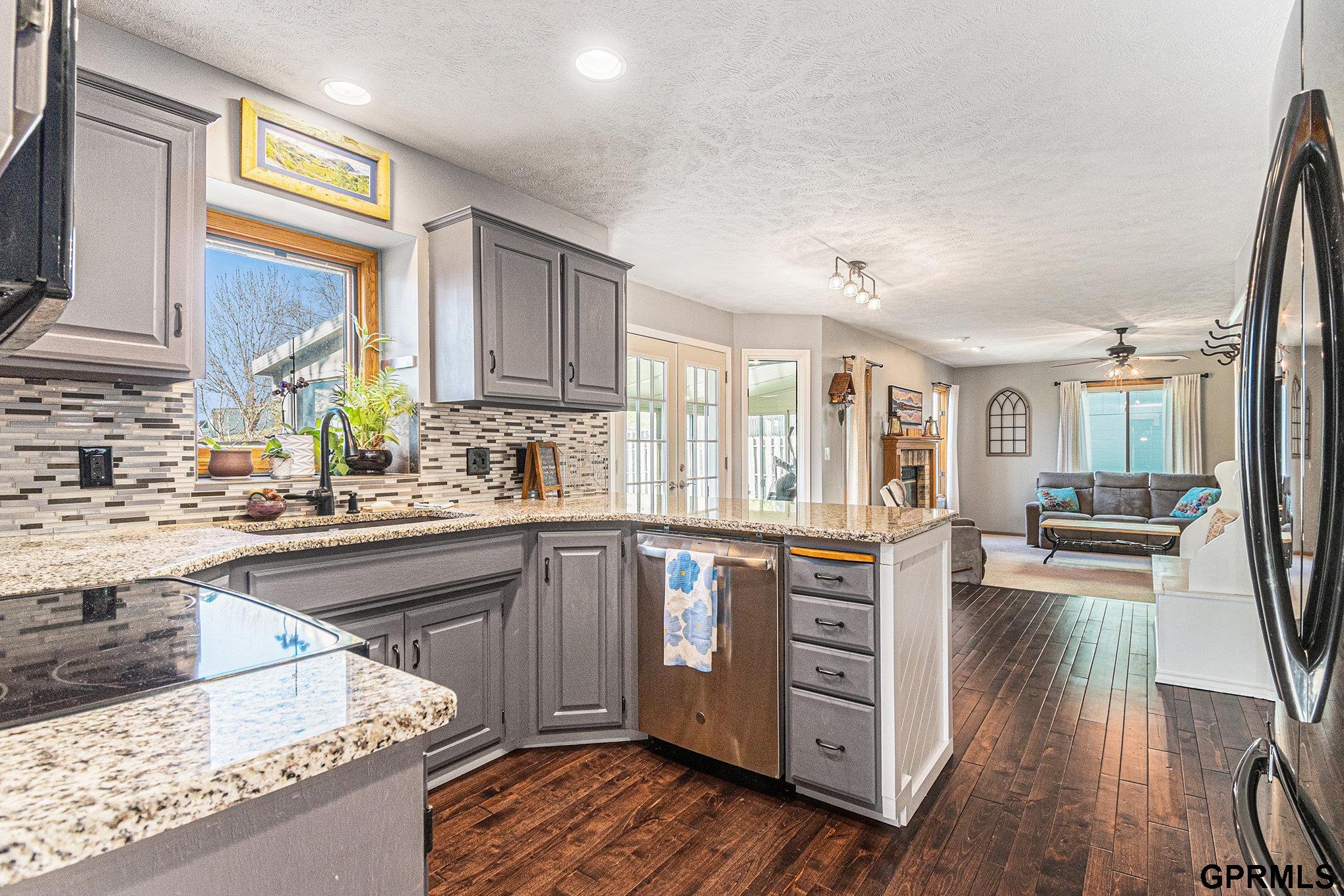 4605 Aspen Circle