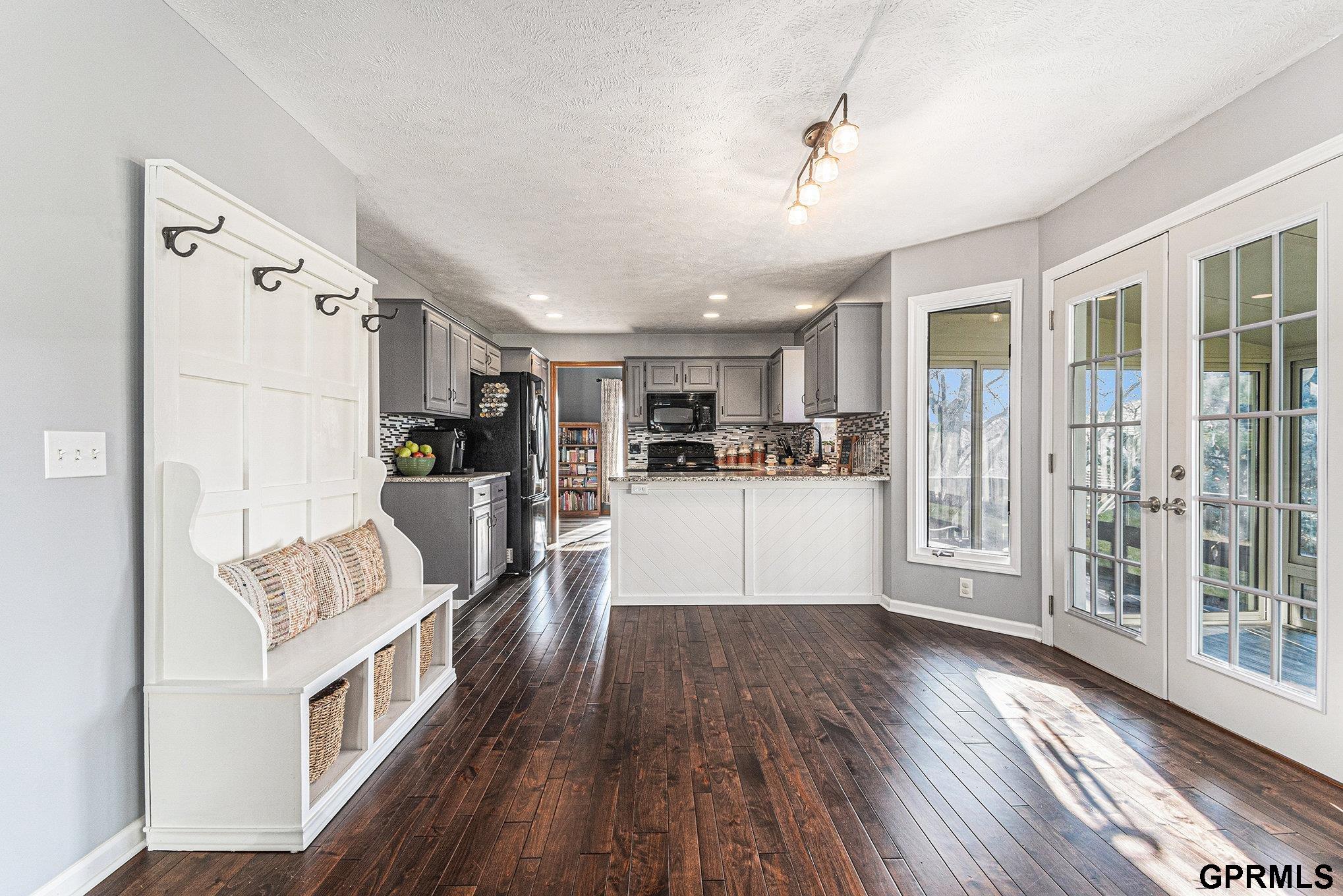 4605 Aspen Circle