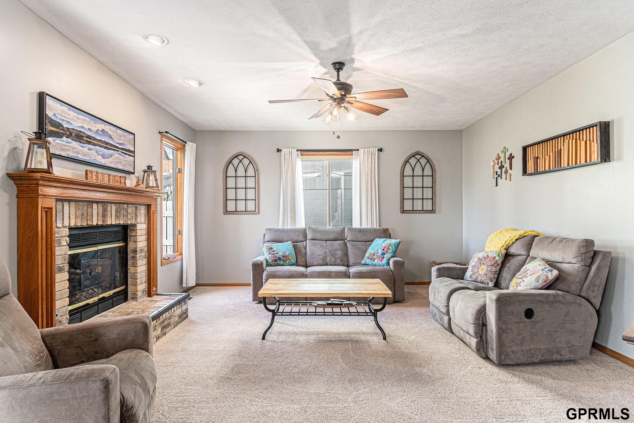 4605 Aspen Circle