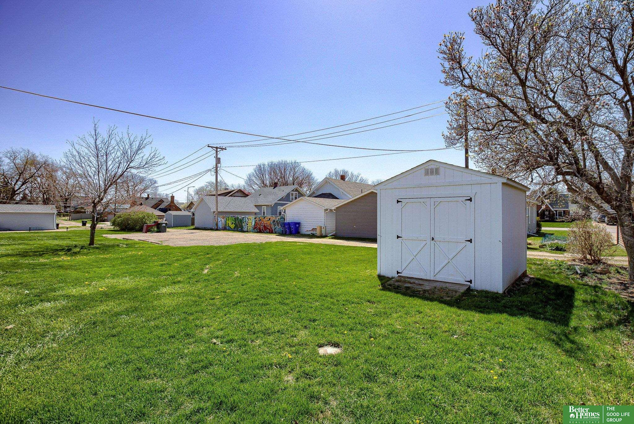 2041 Front Street