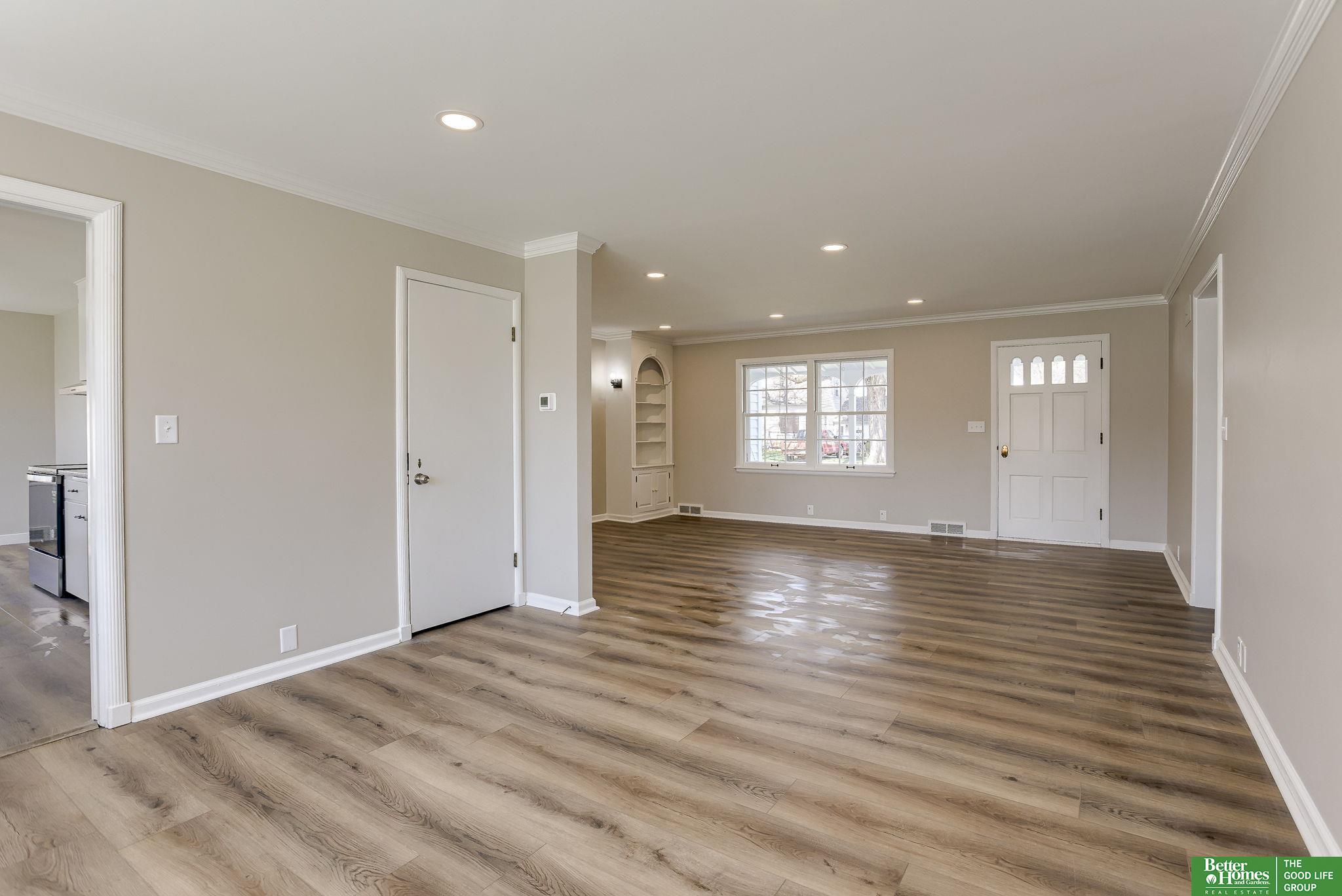 2041 Front Street