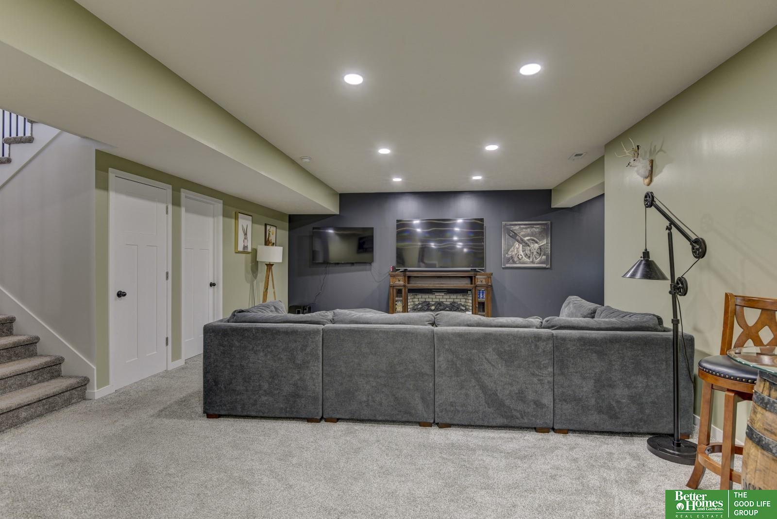 2978 Ravae Lane