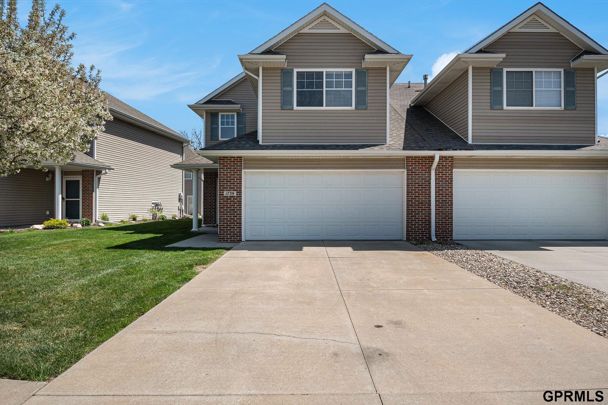 1739 N 175th Court