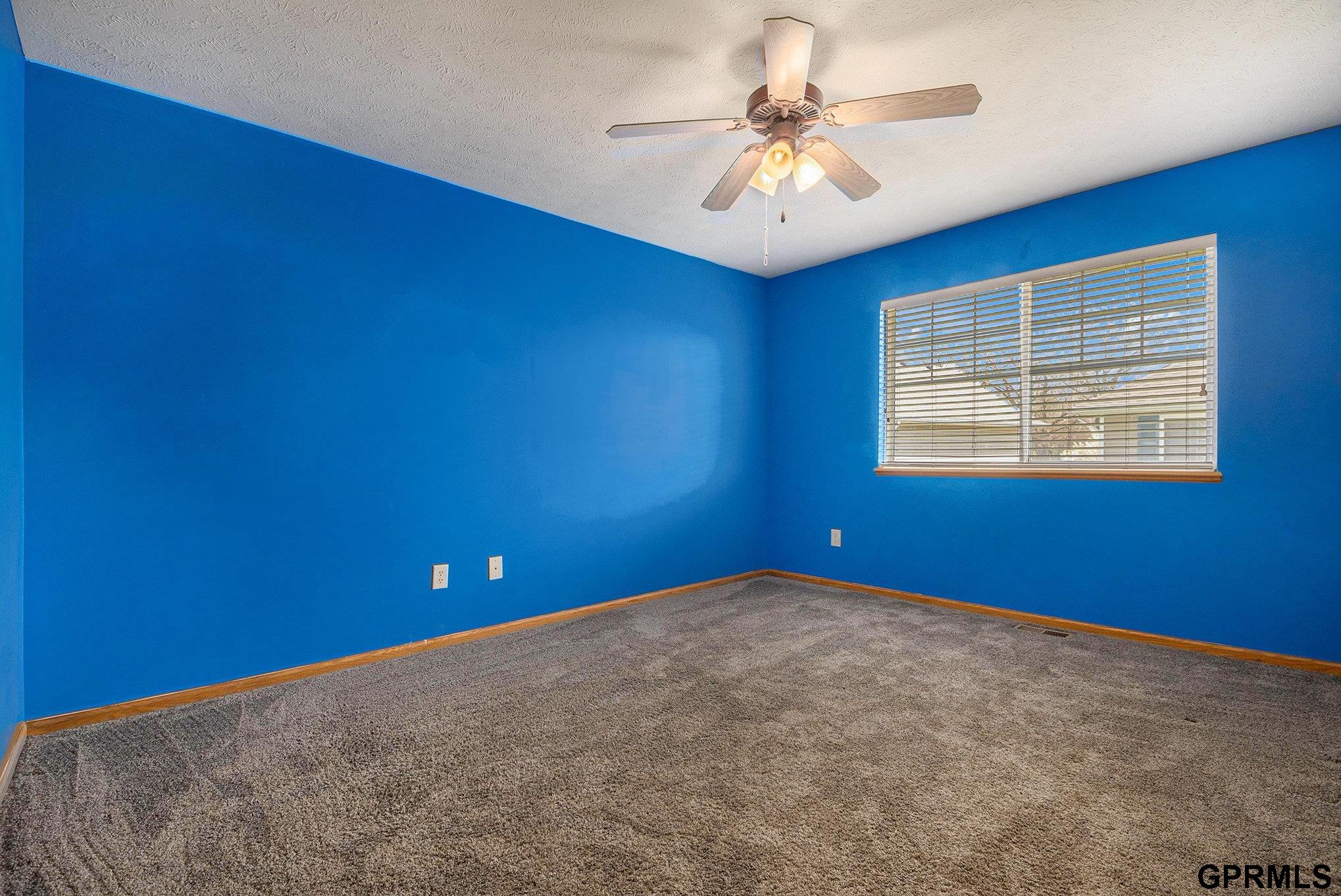 1739 N 175th Court
