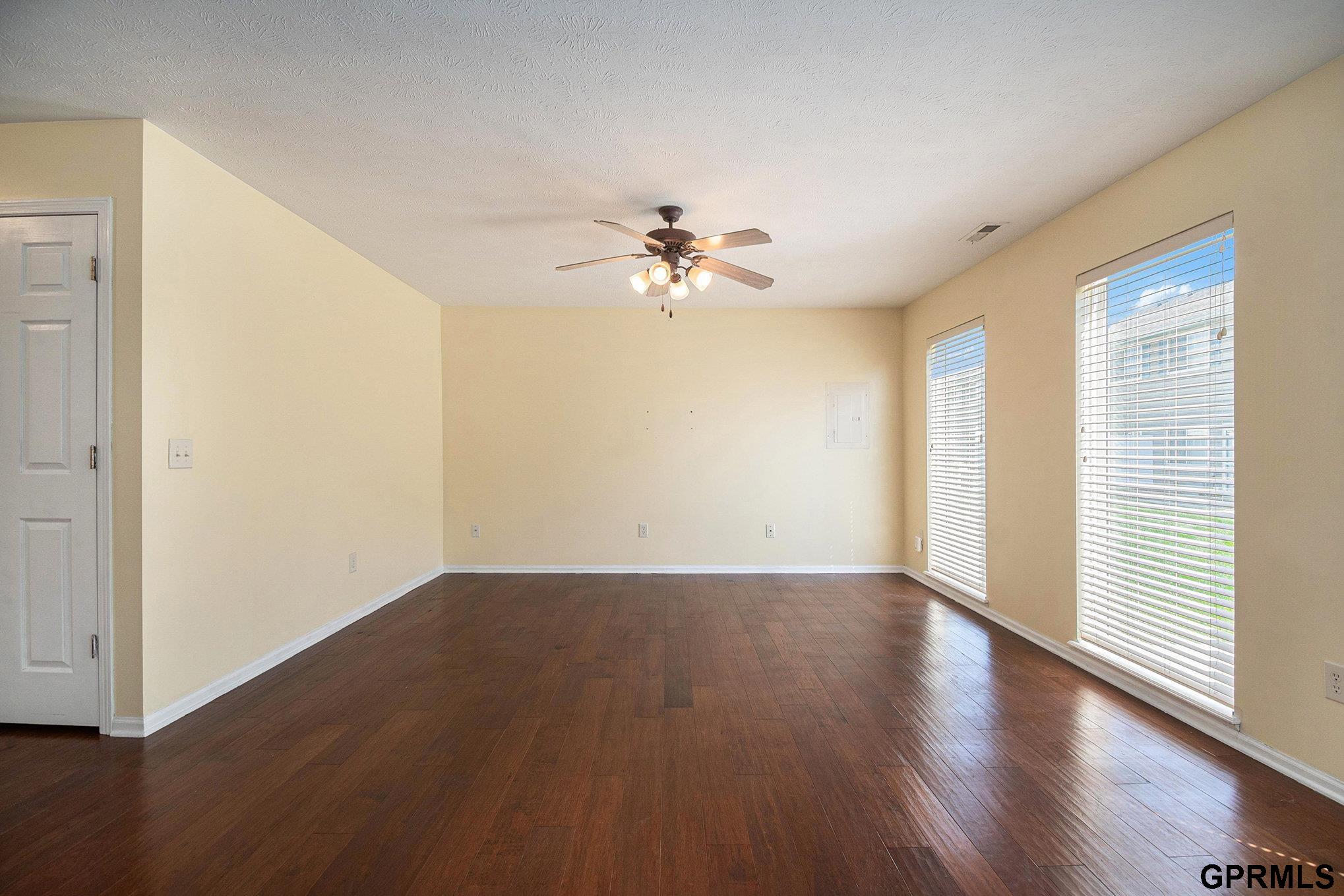 1739 N 175th Court