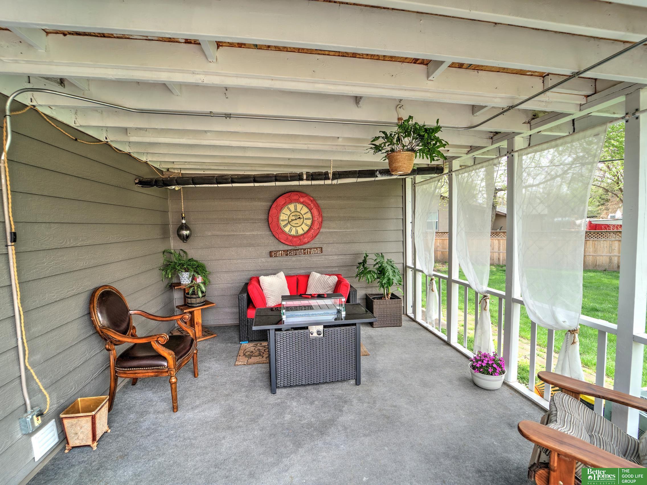 616 S Mayne Street