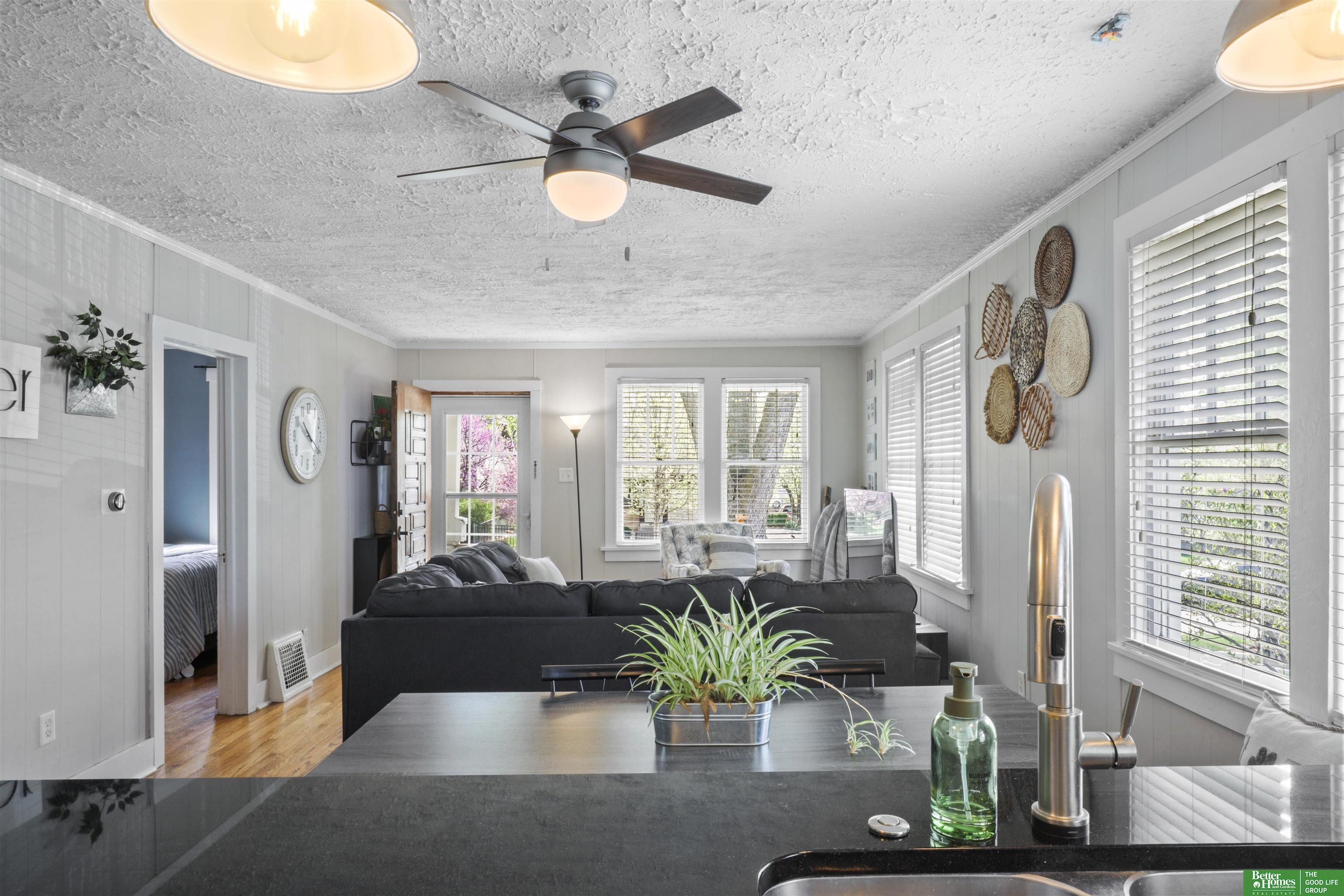 2032 N 49th Street