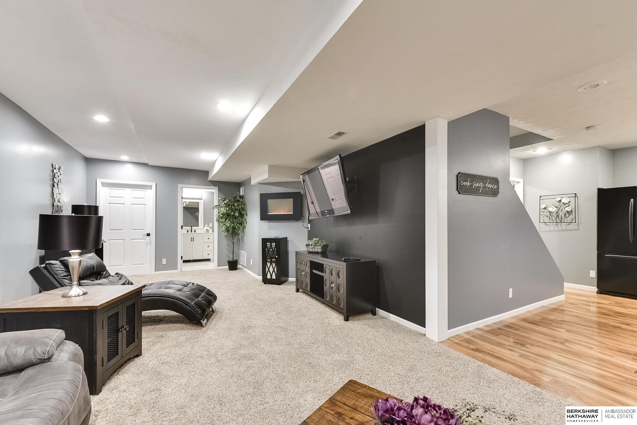 14013 Saratoga Circle