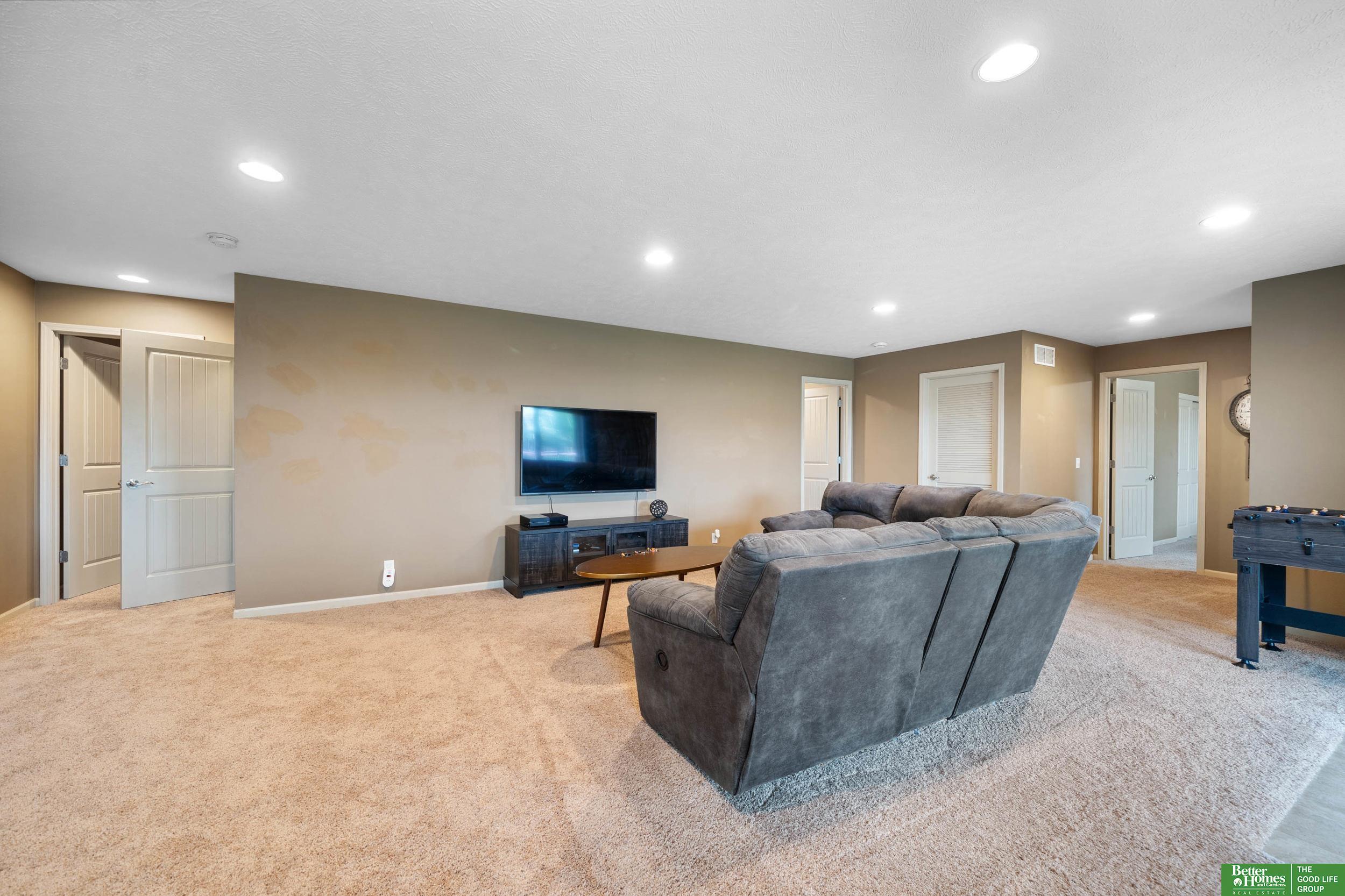 13808 Clearwater Drive