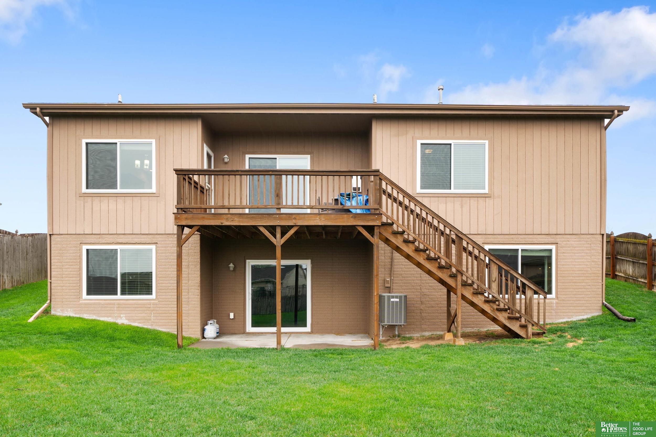 13808 Clearwater Drive