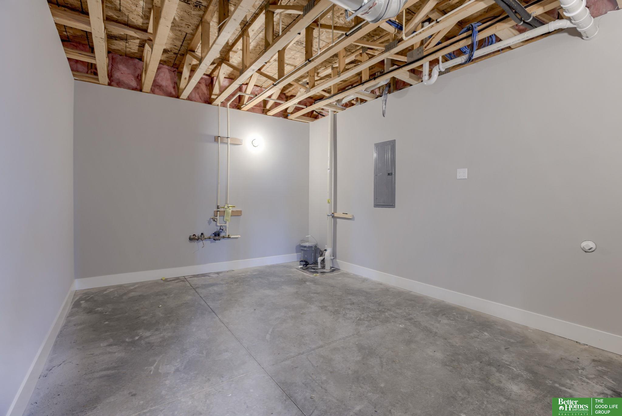 21120 Atwood Avenue