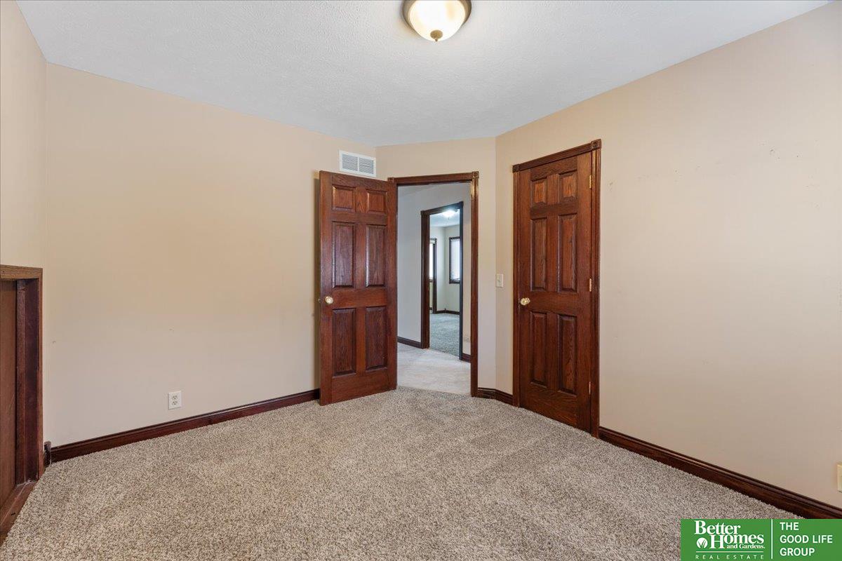 7118 S 48th Avenue Circle