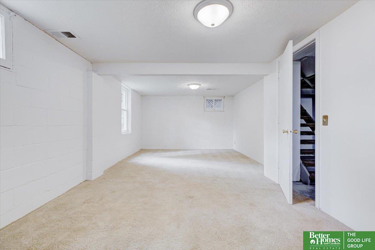 6327 Poppleton Avenue