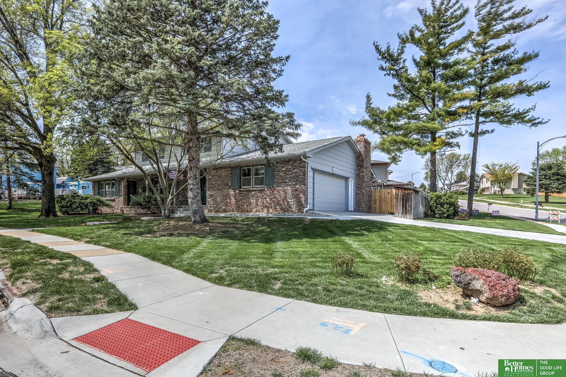11612 Golden Boulevard