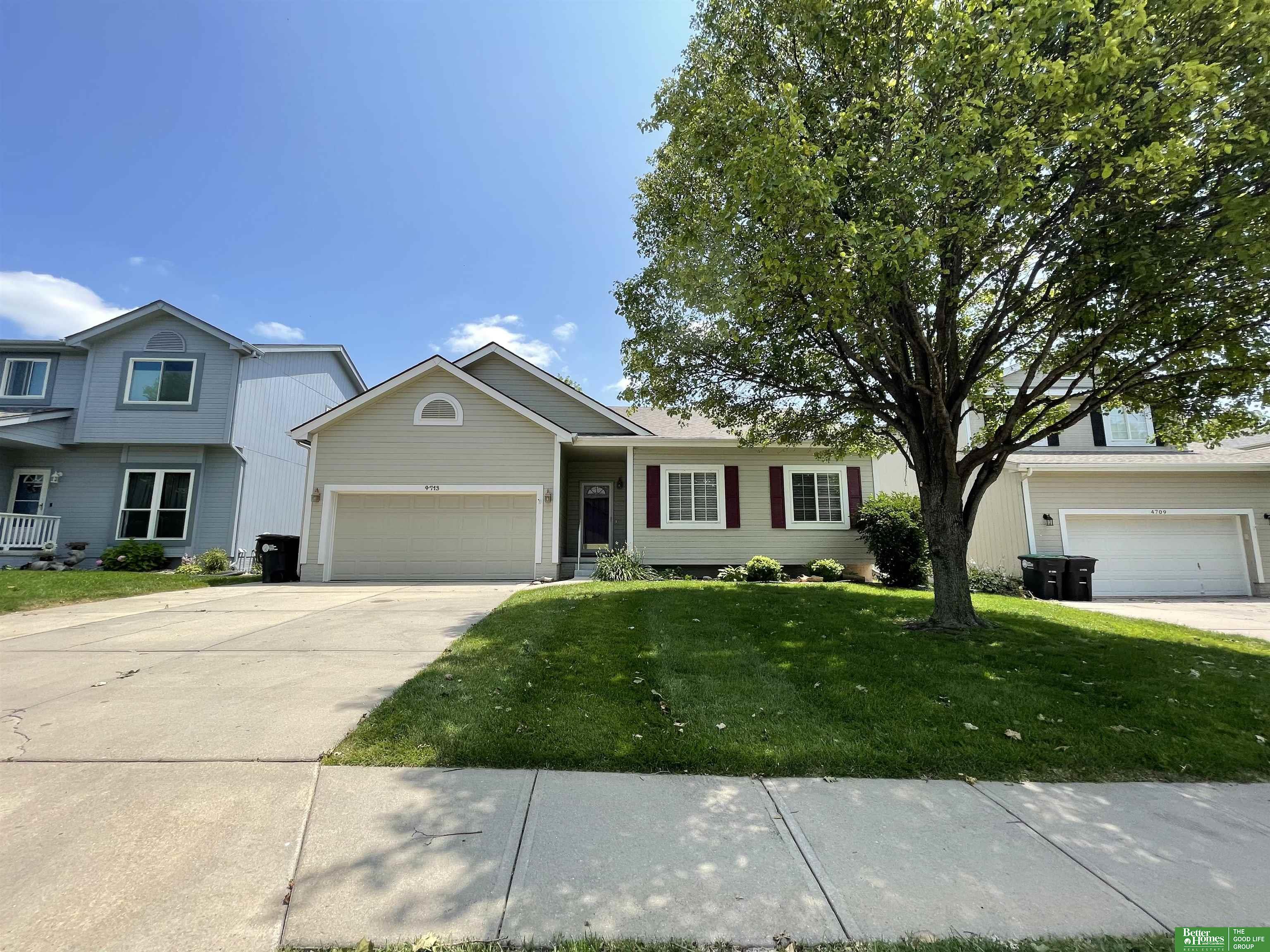 4713 N 148th Street