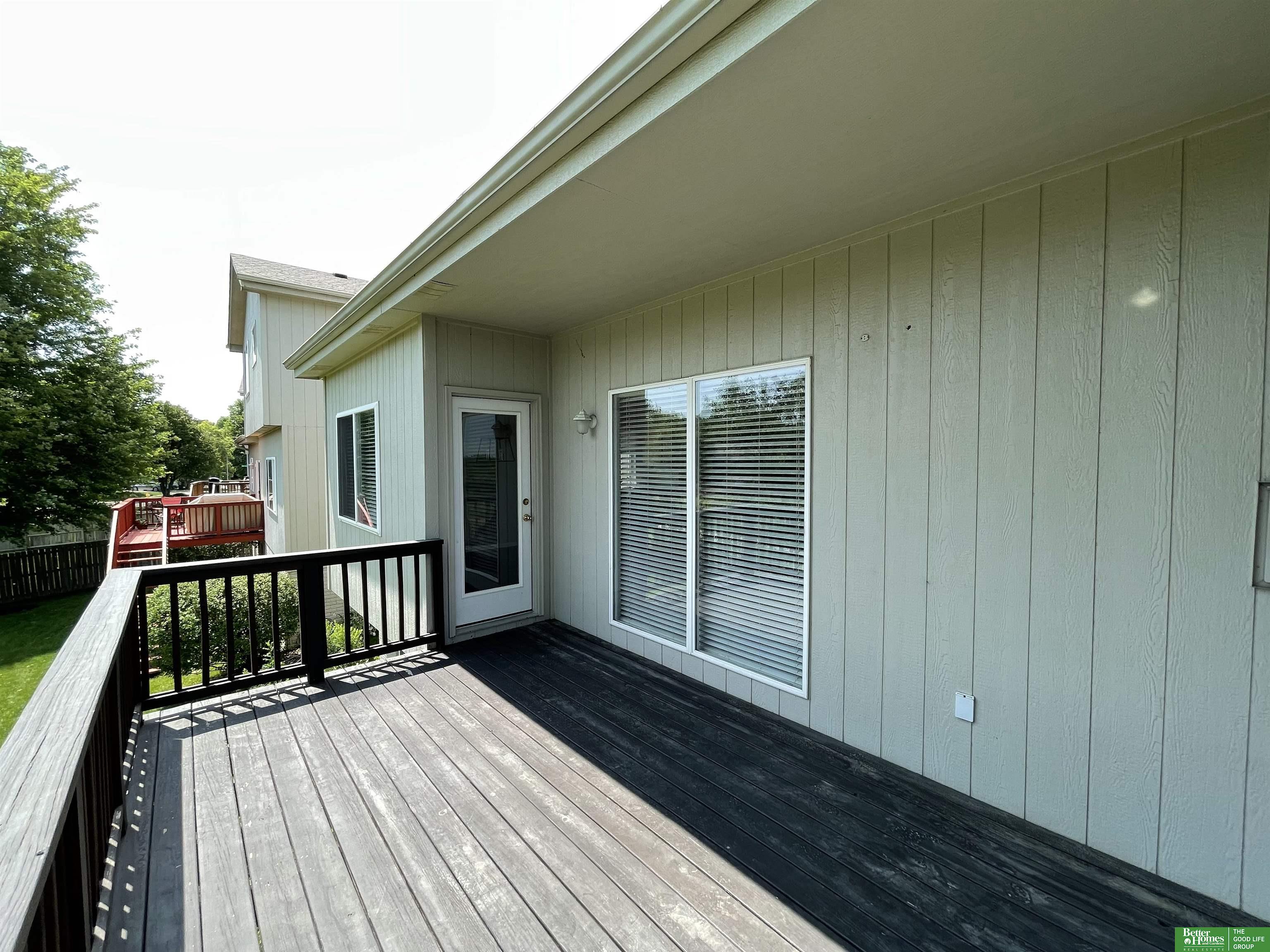 4713 N 148th Street