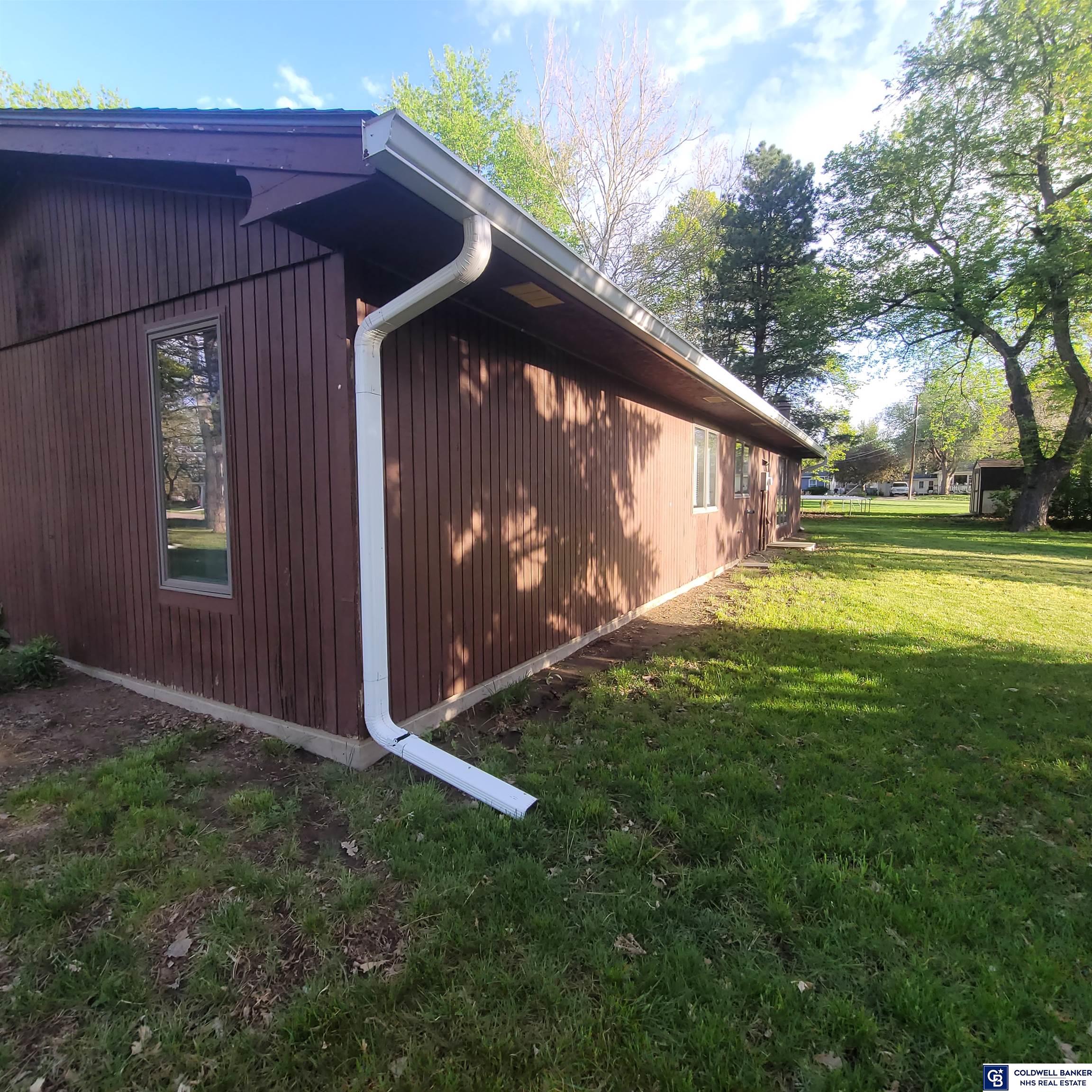 919 E 2nd Street