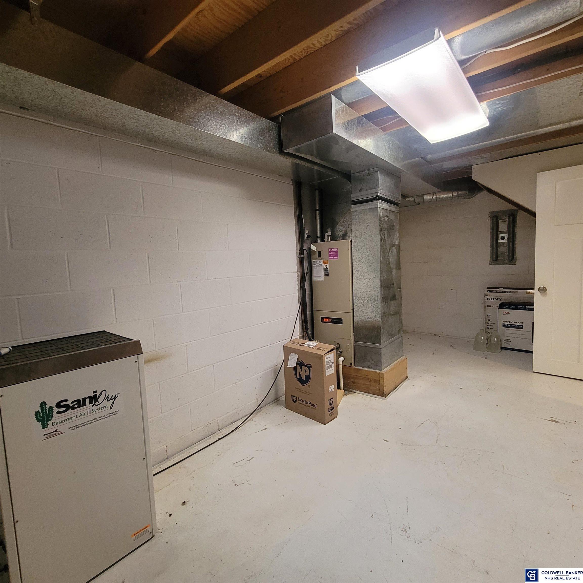 919 E 2nd Street