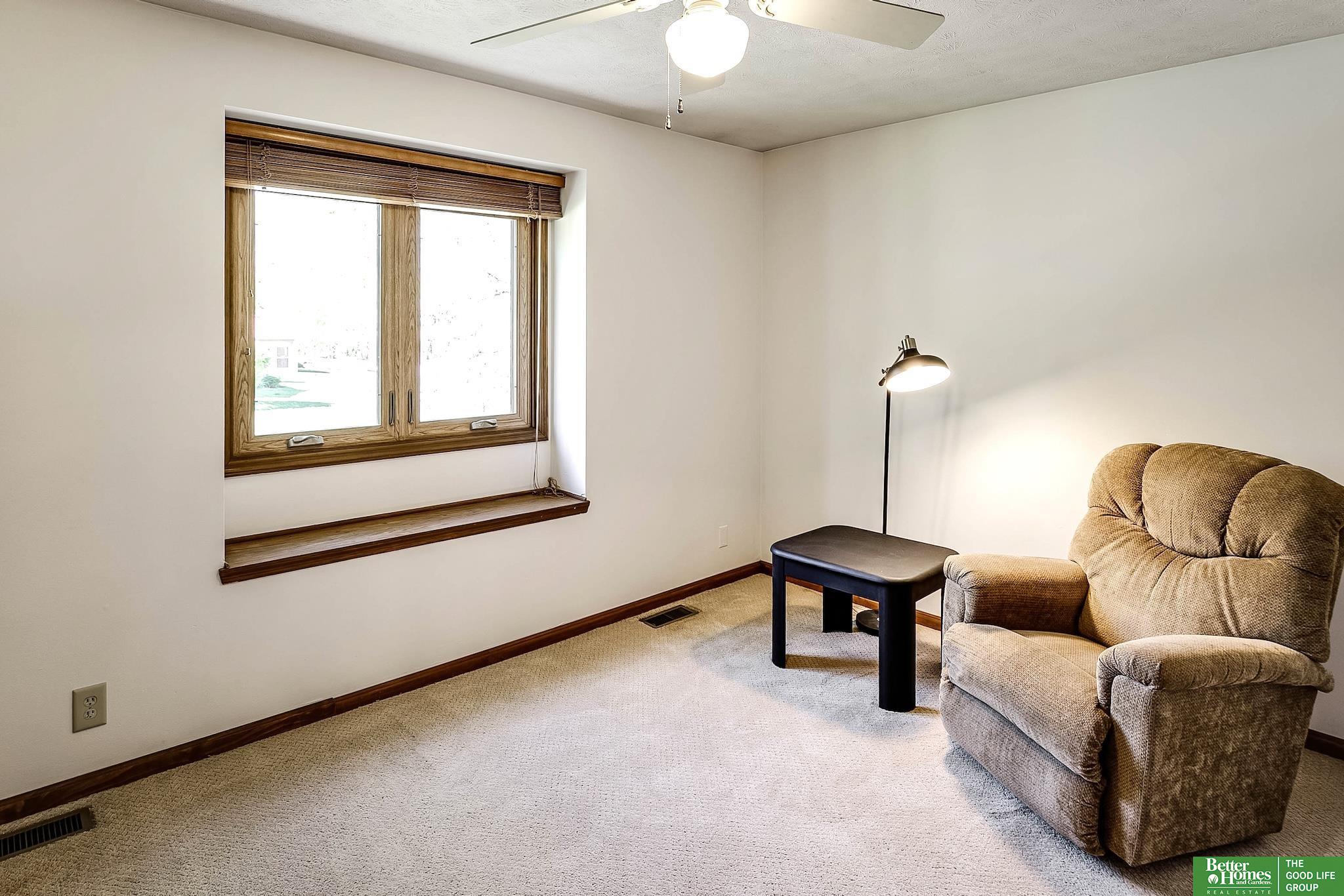 4312 Hike Circle