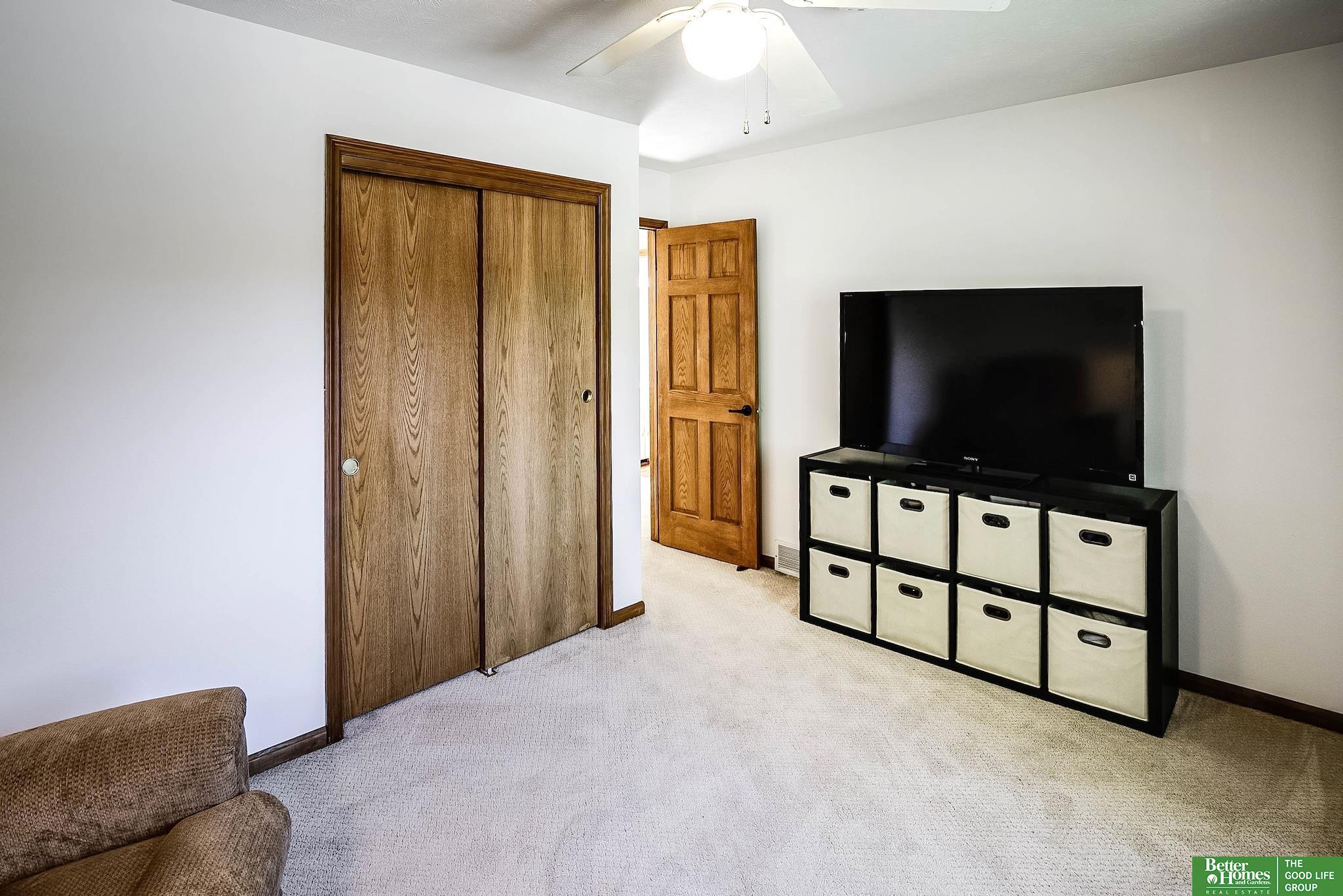 4312 Hike Circle