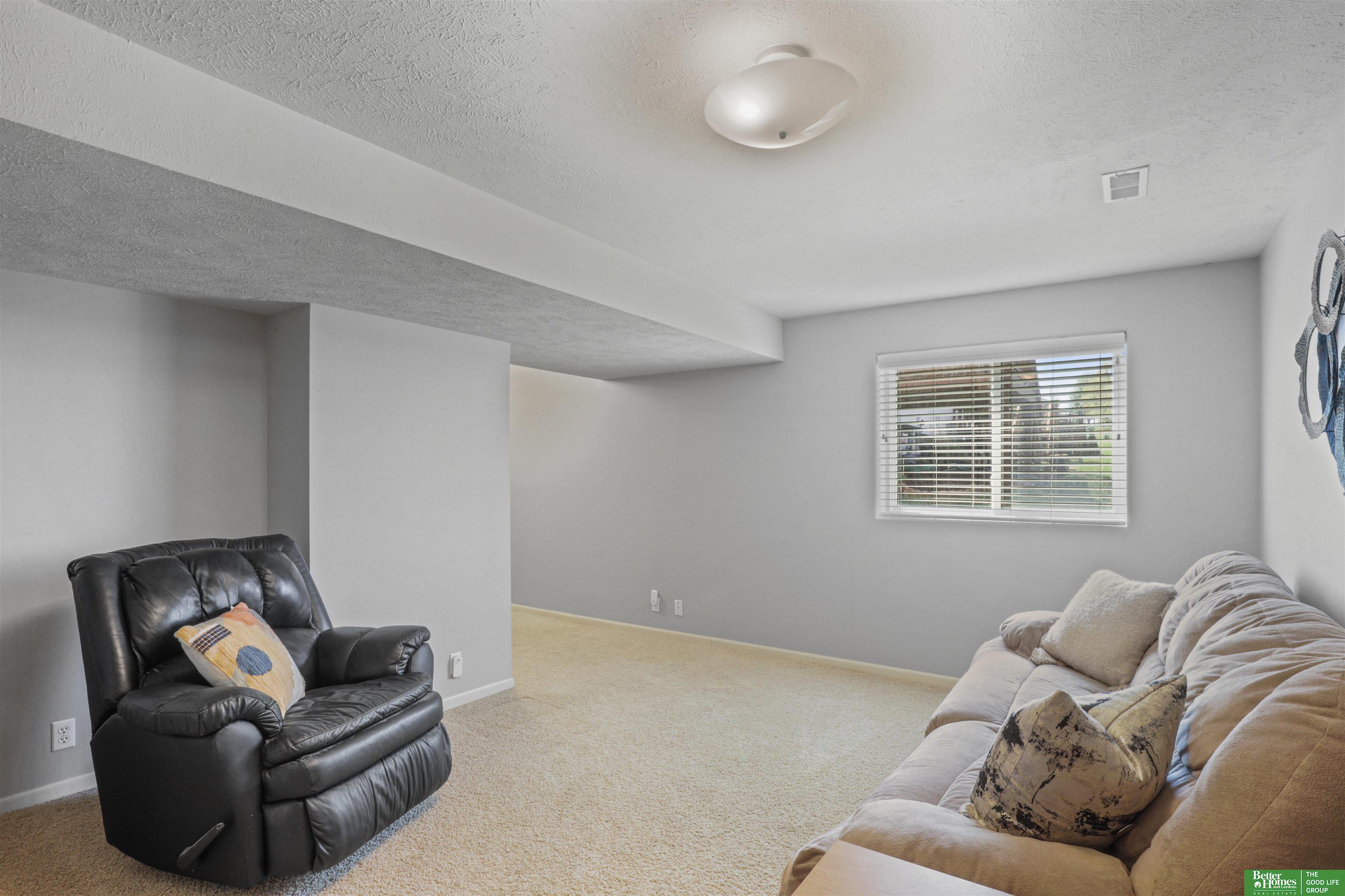 15218 Camden Circle