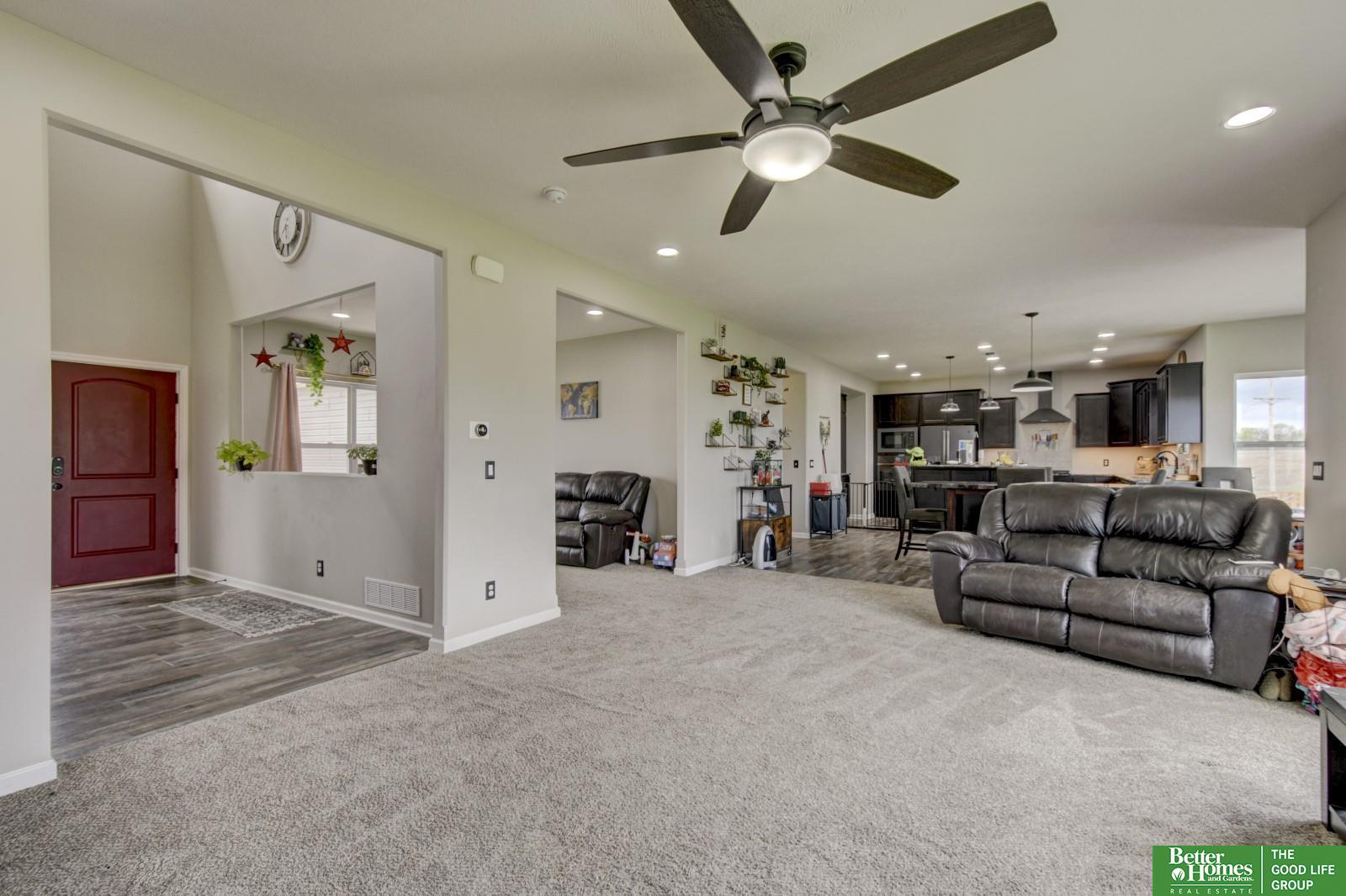 12811 S 51 Circle