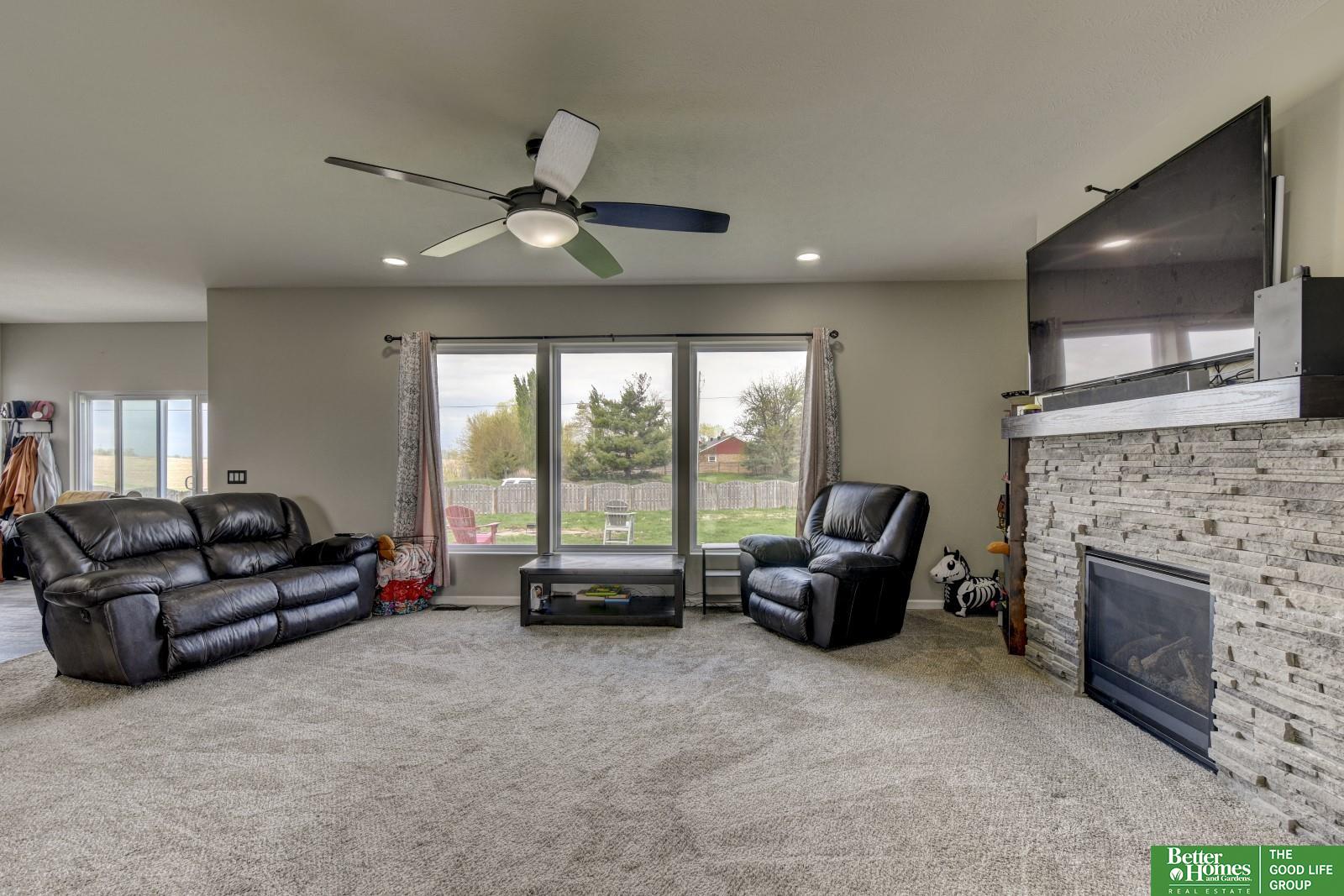 12811 S 51 Circle