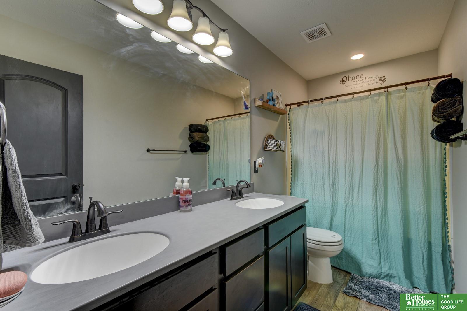 12811 S 51 Circle