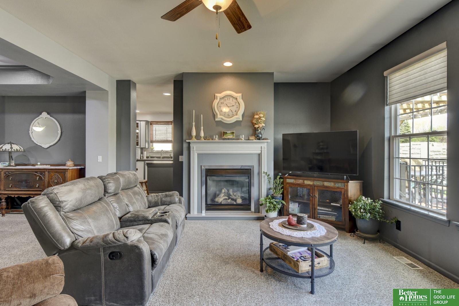 2907 N 168th Avenue