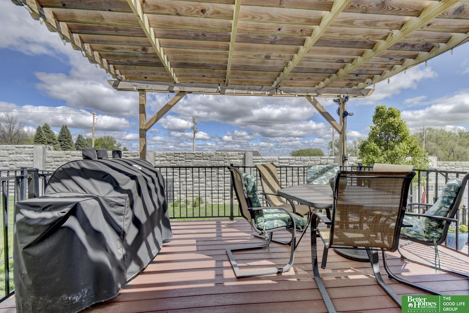 2907 N 168th Avenue