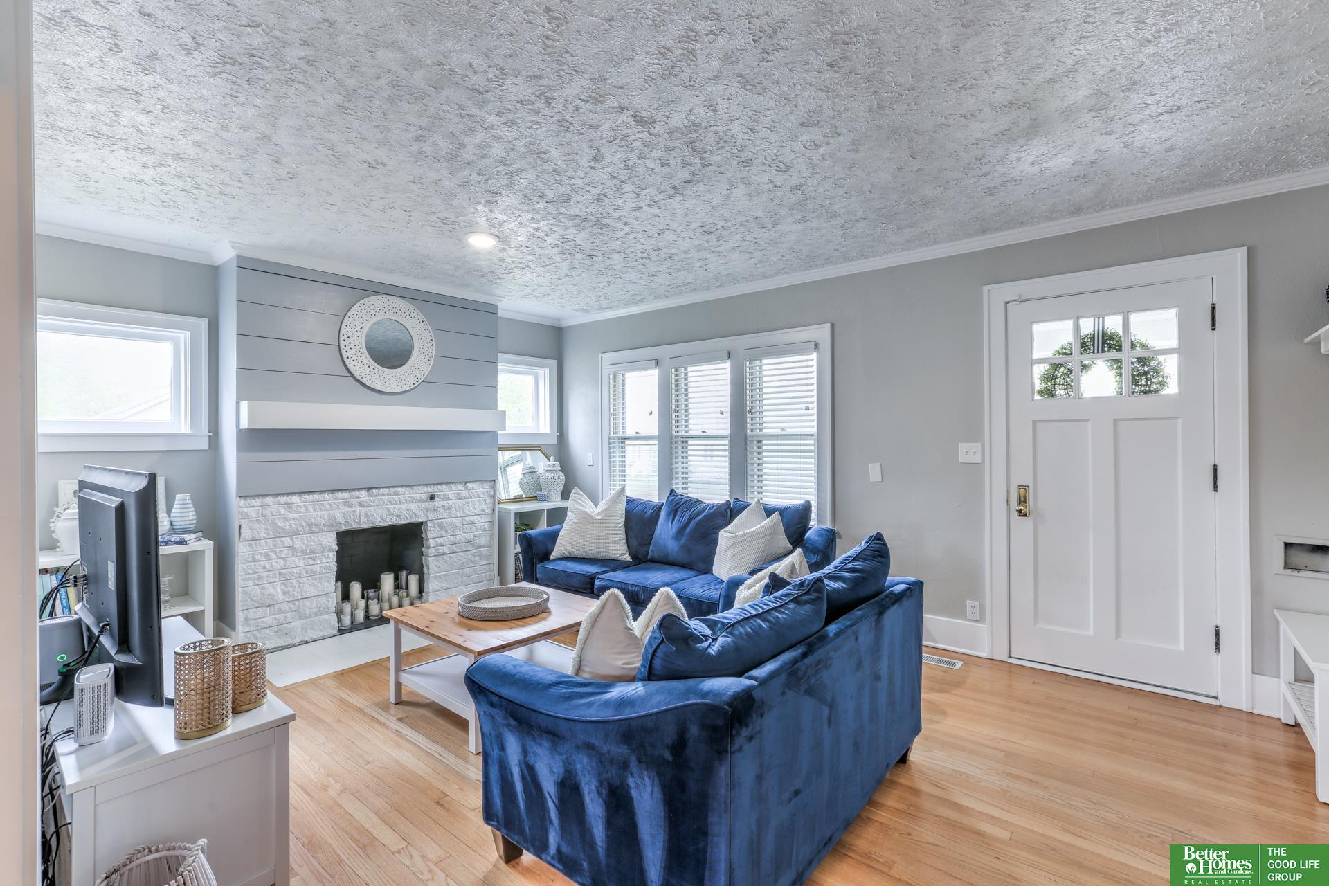 2048 N 49th Street