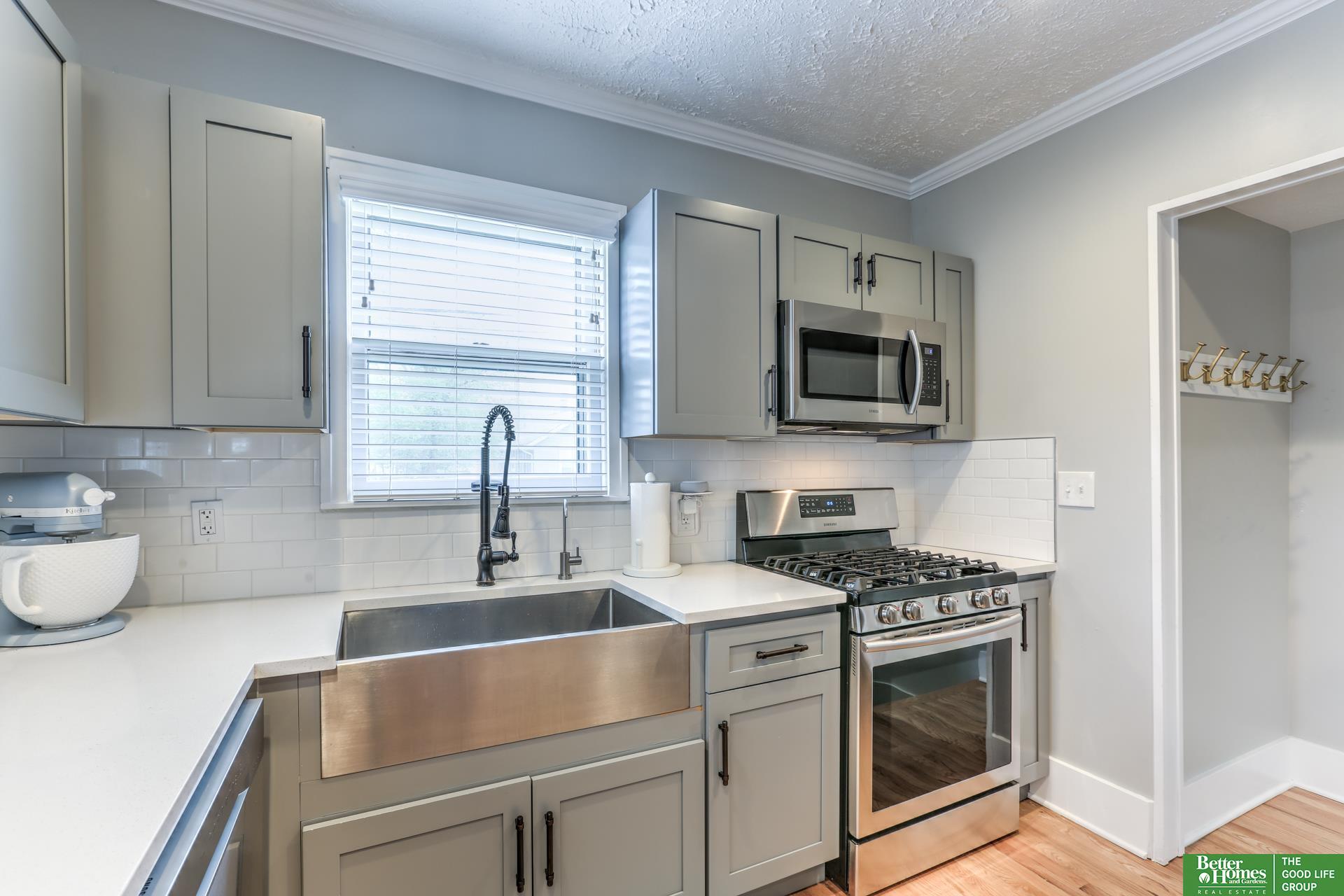 2048 N 49th Street