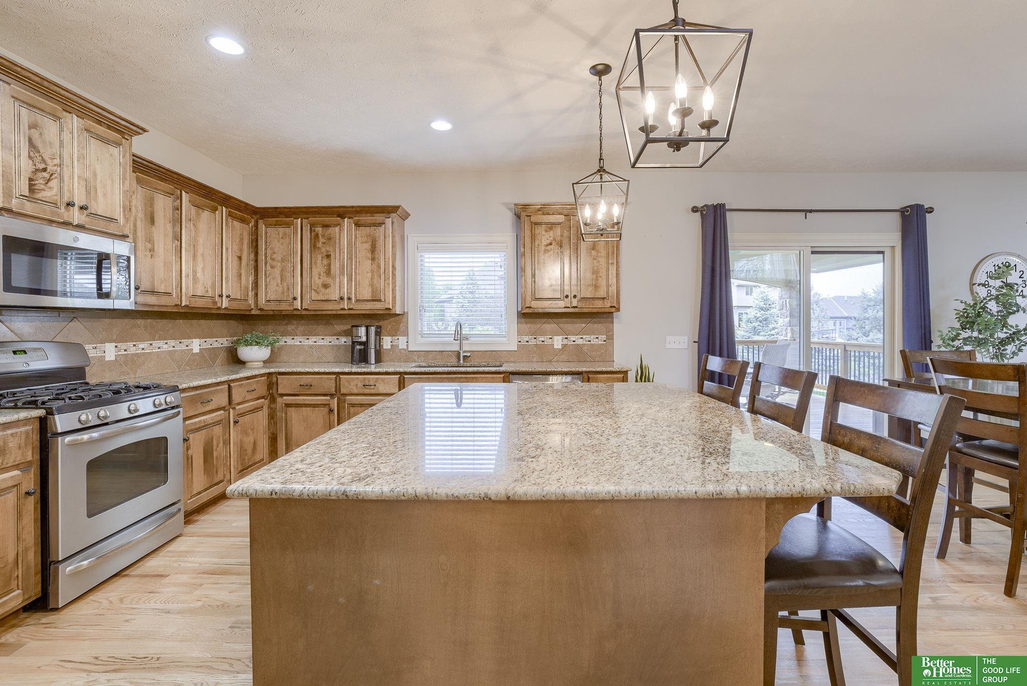 8010 Azule Circle