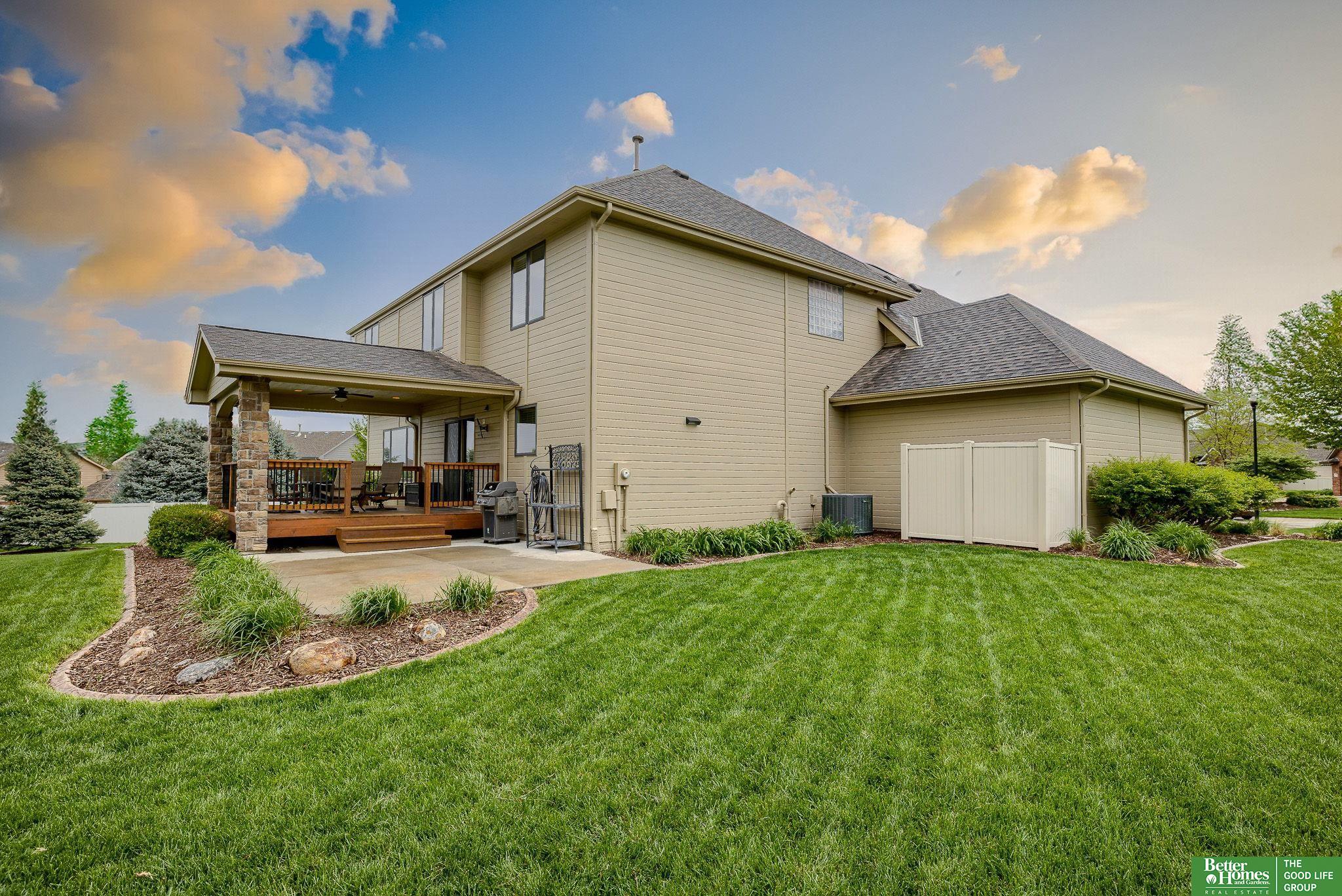 8010 Azule Circle