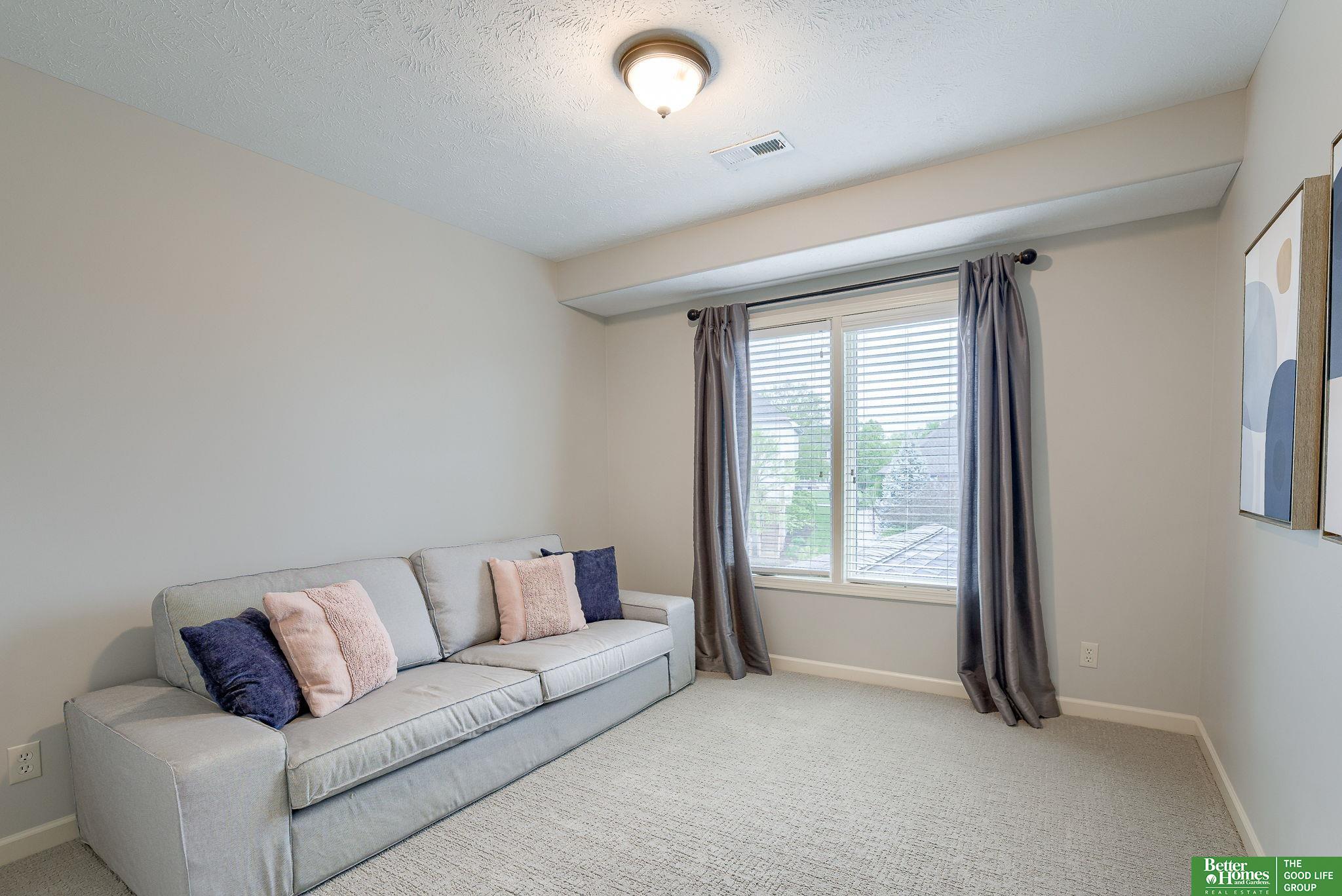 8010 Azule Circle