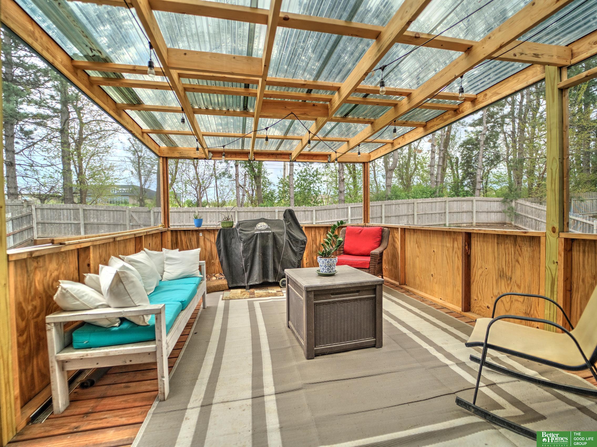 1329 Scott Road