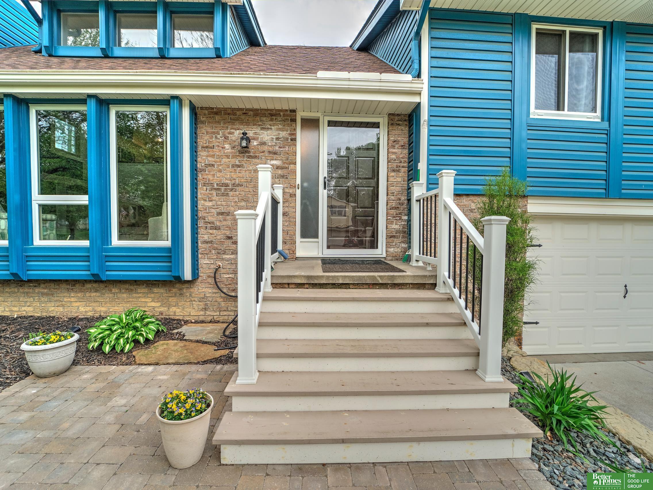 1329 Scott Road