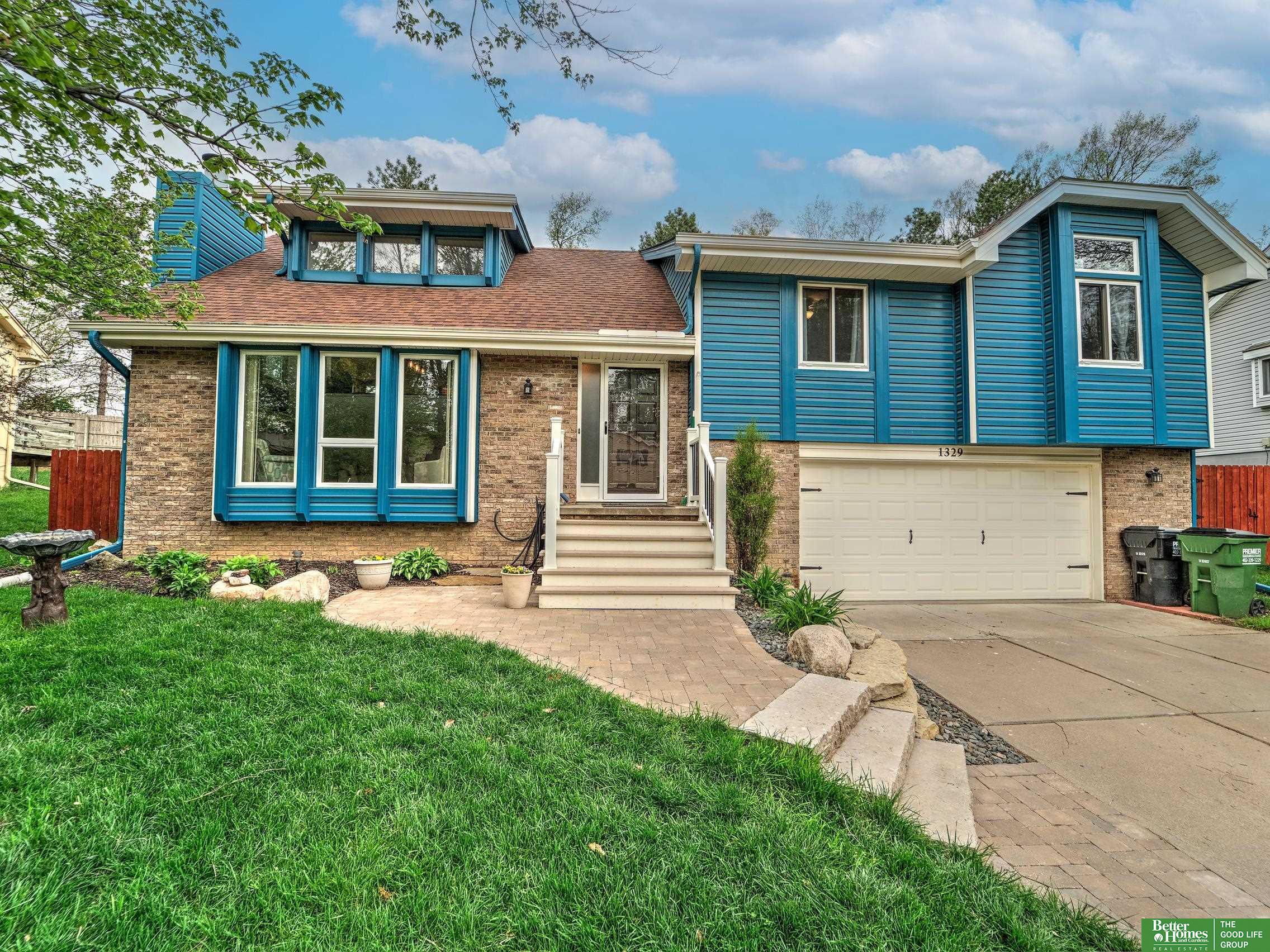 1329 Scott Road