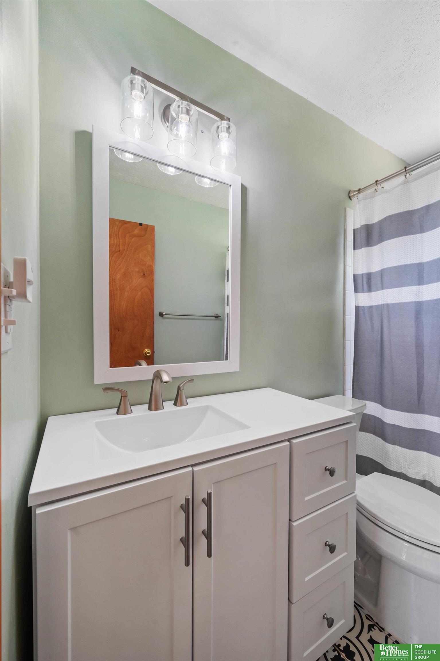 14047 Orchard Avenue