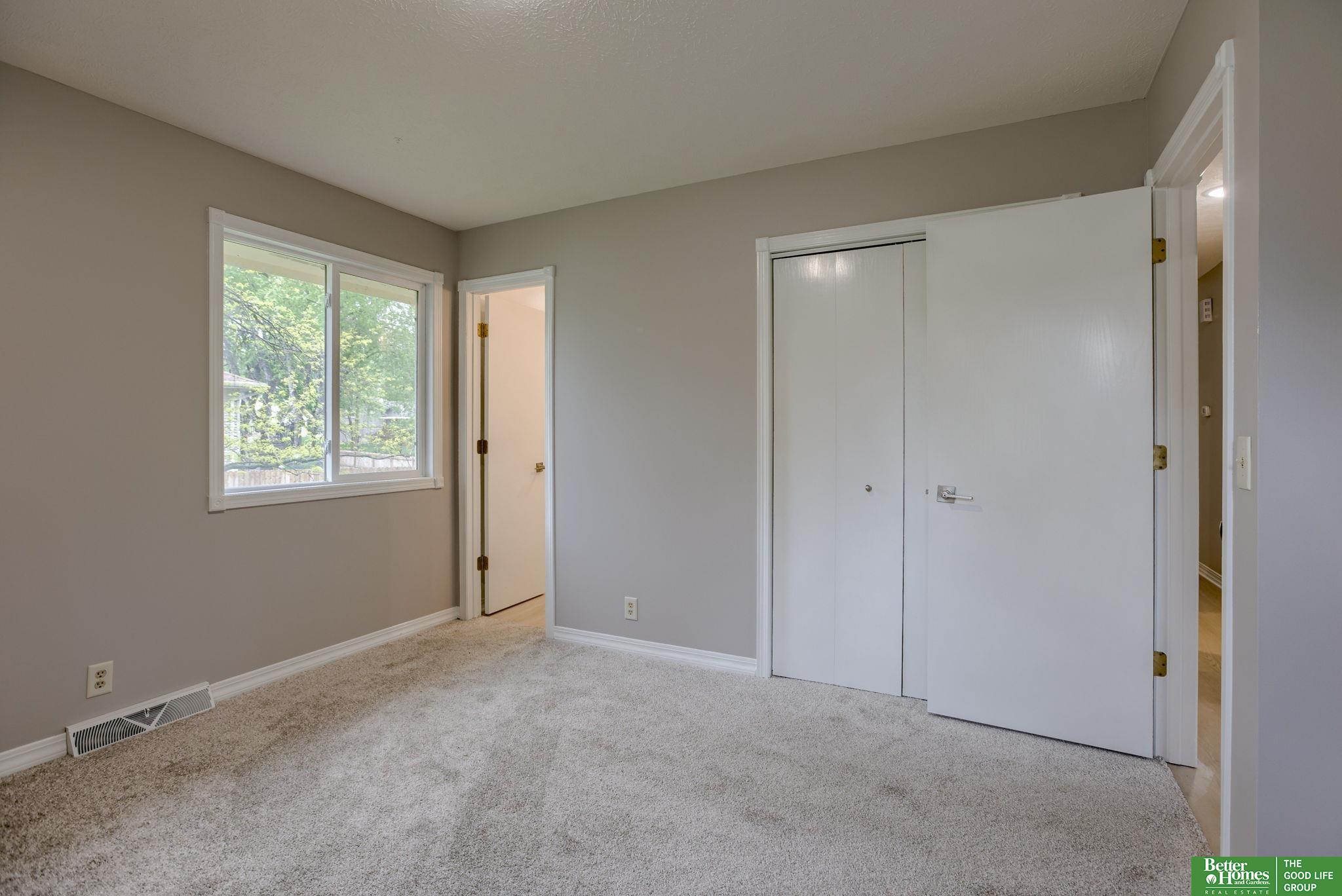 2606 N 127th Street