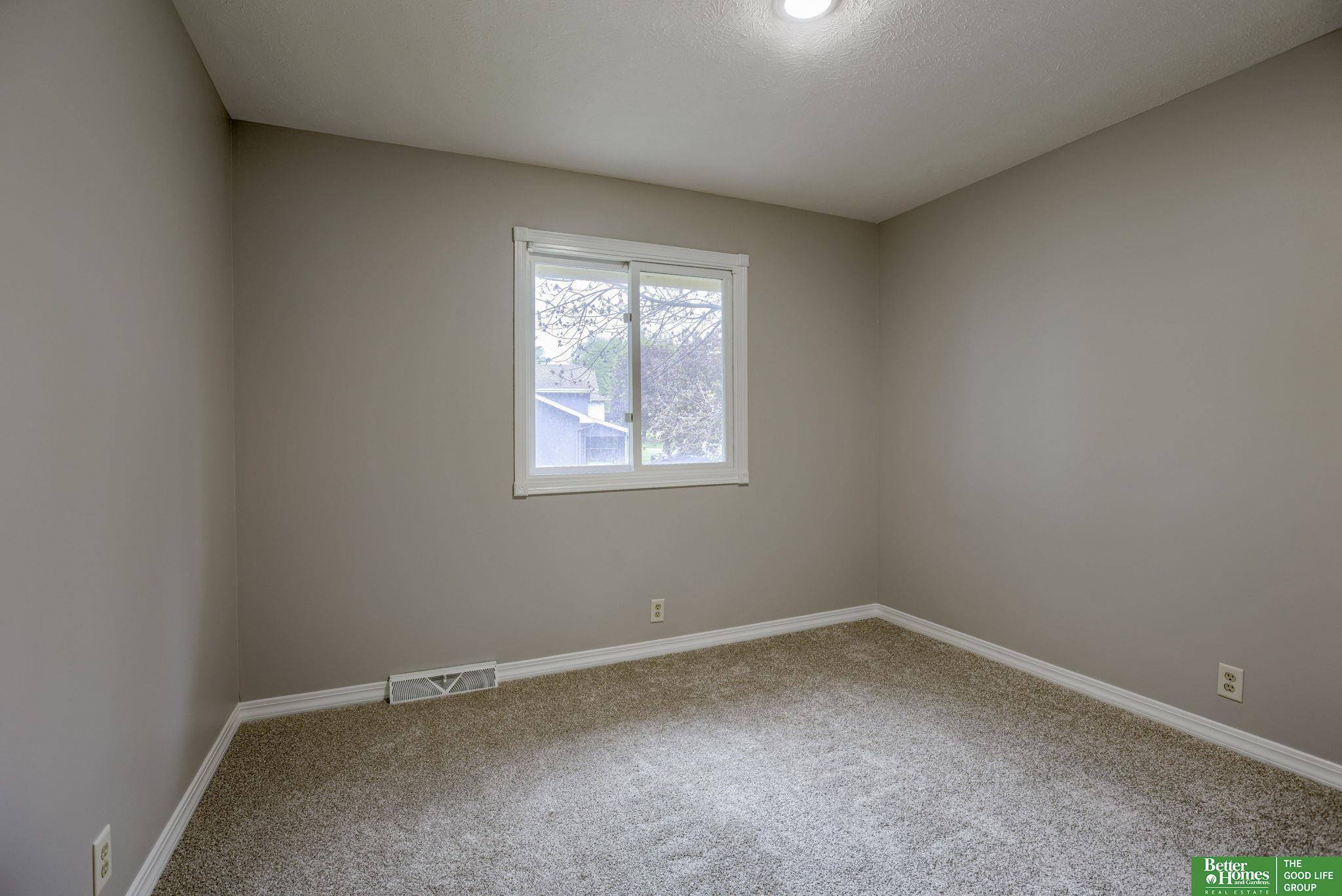 2606 N 127th Street