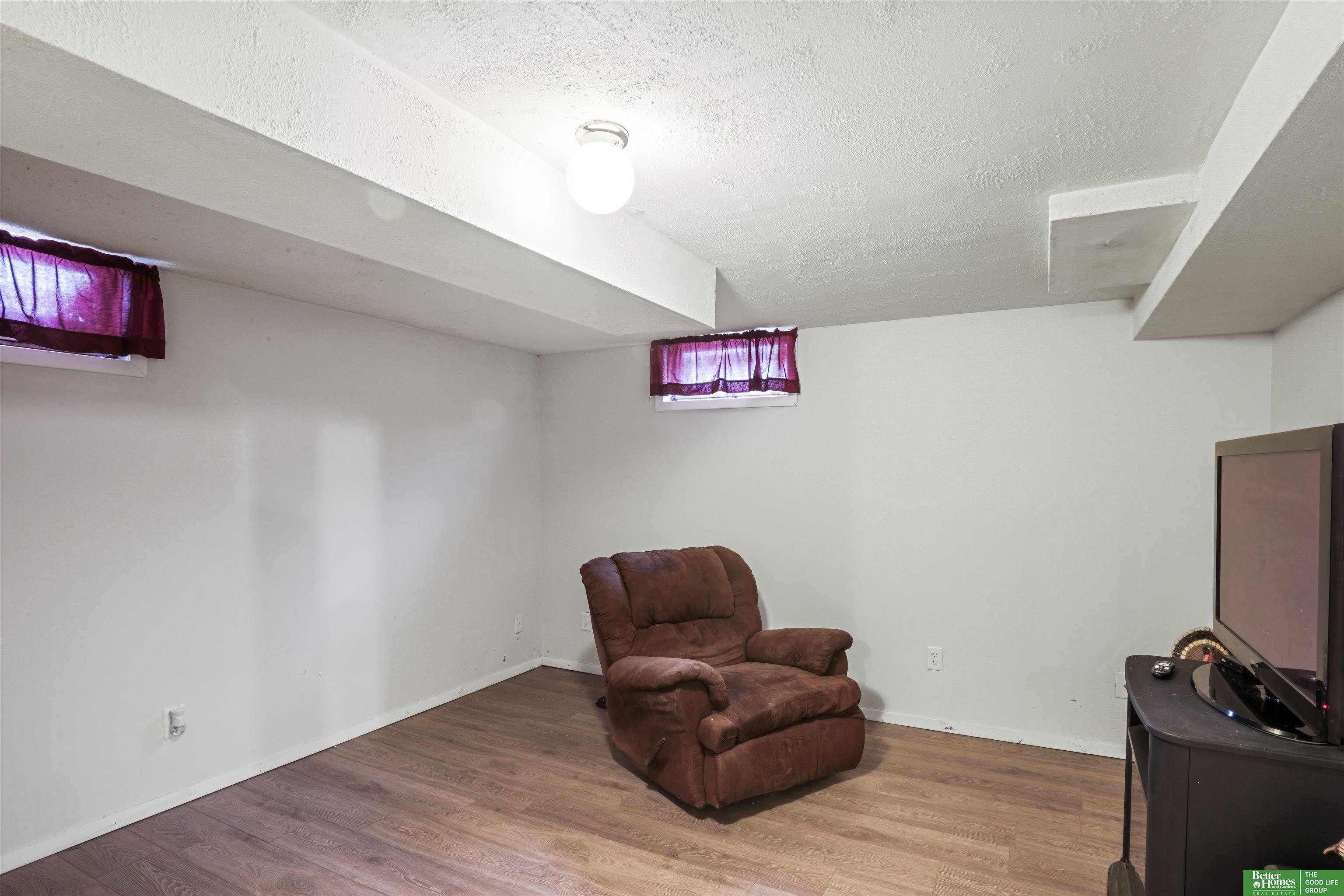 801 W 31st Avenue
