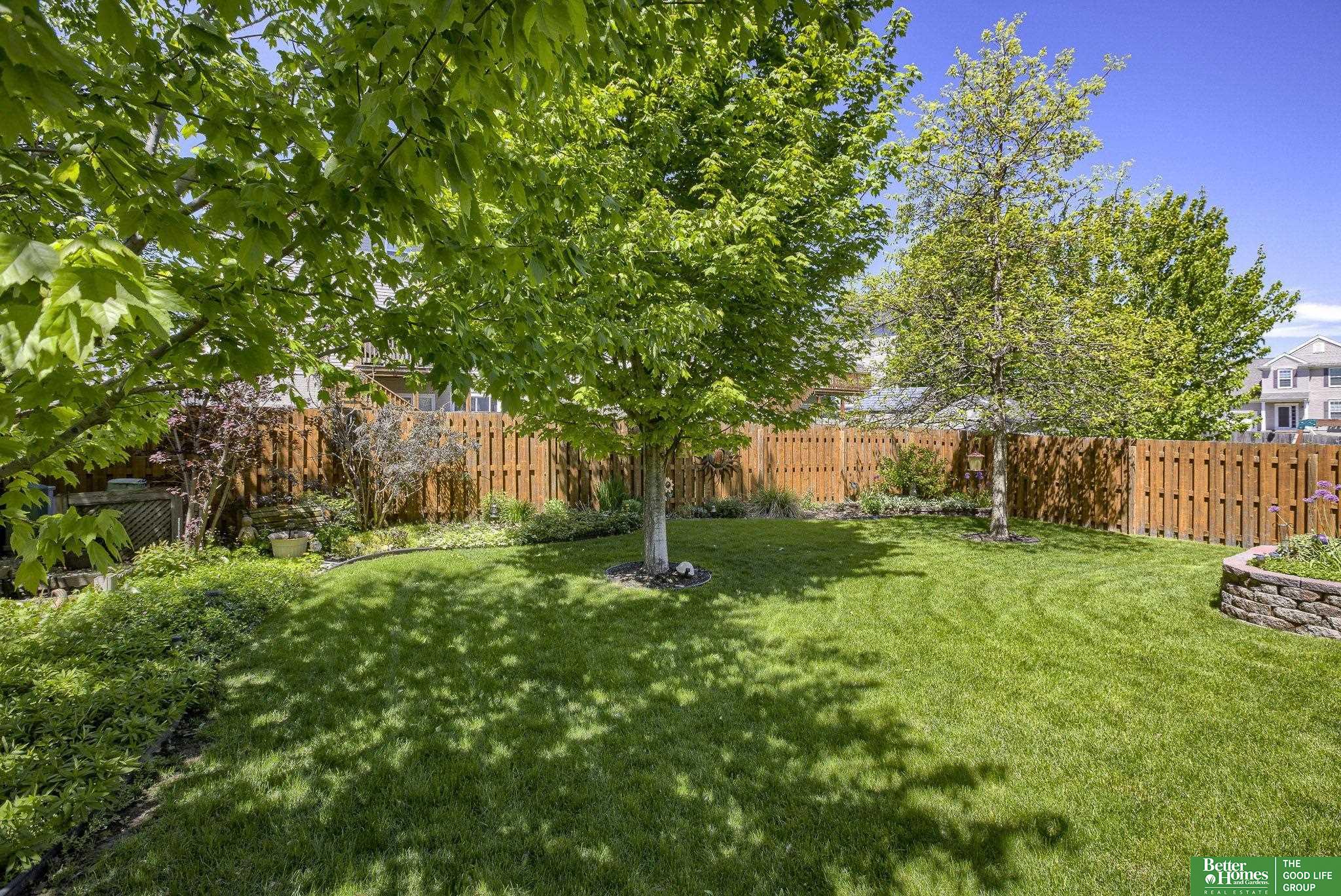 7520 N 107 Avenue