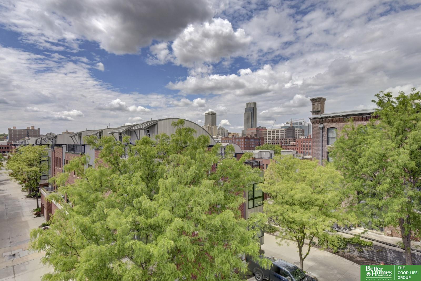 913 S 10 Court