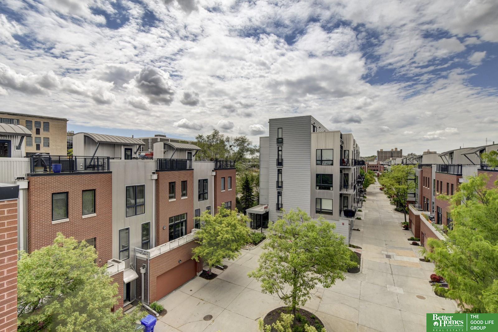 913 S 10 Court