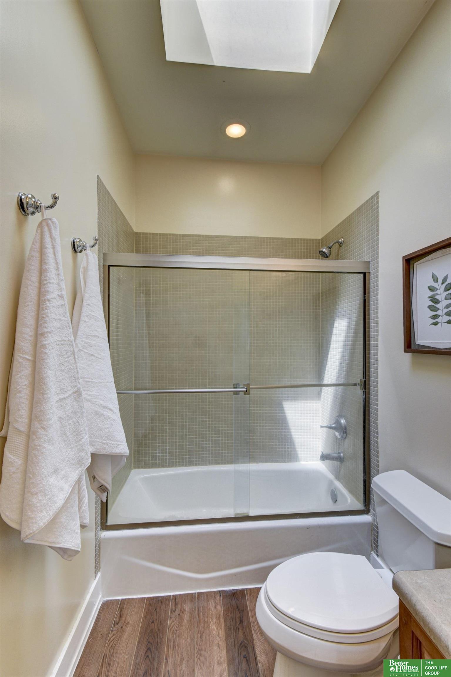 913 S 10 Court