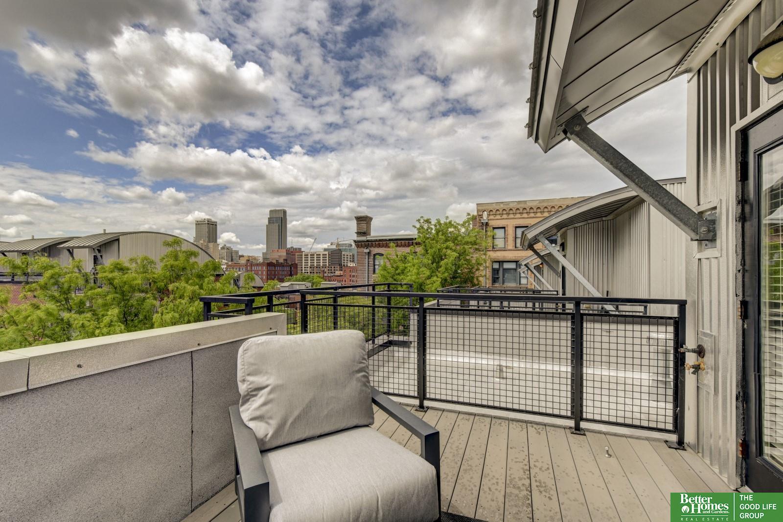 913 S 10 Court
