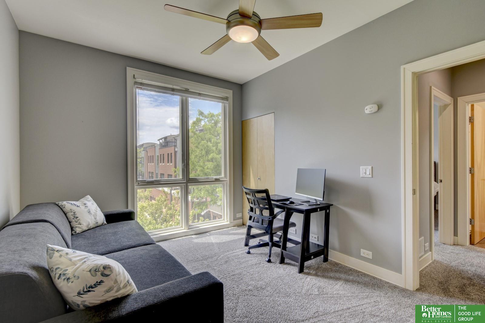 913 S 10 Court