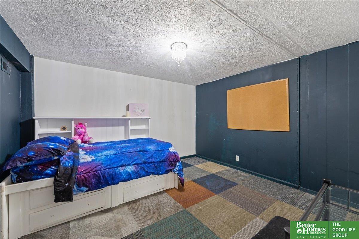 8805 Spaulding Circle