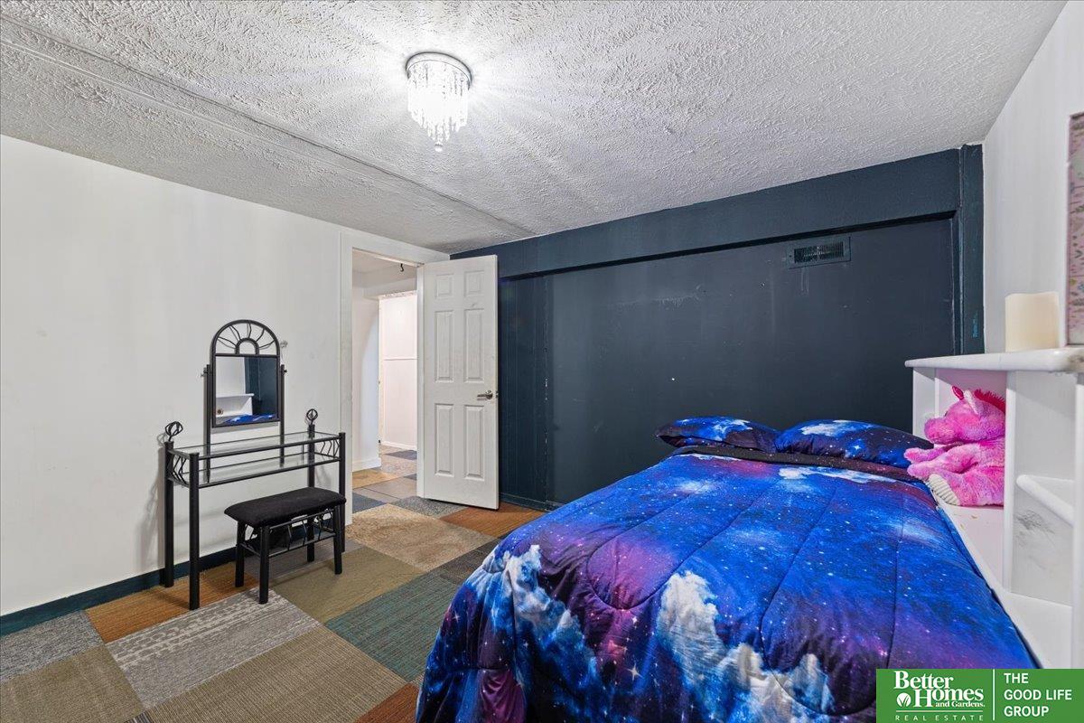 8805 Spaulding Circle